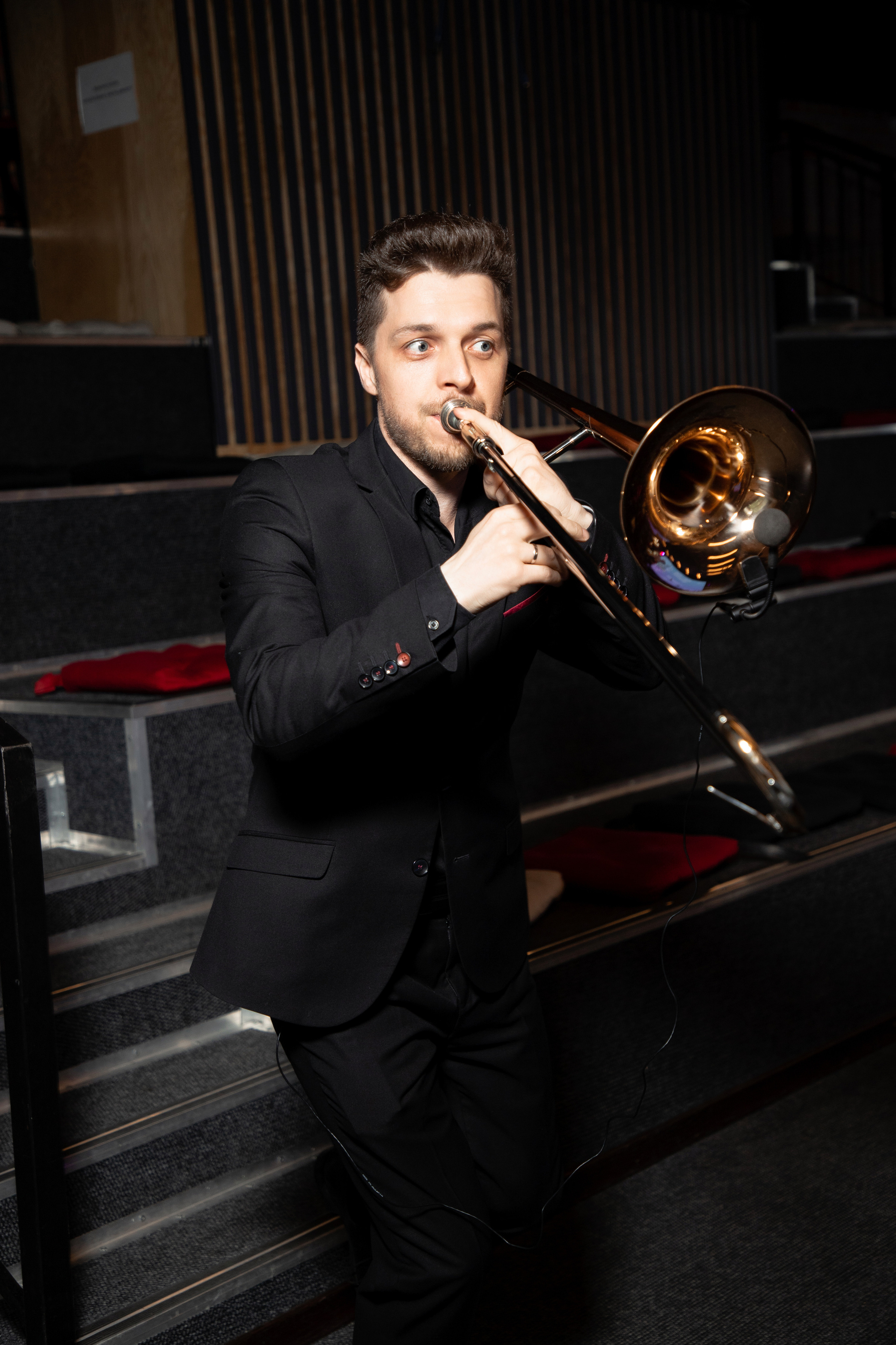 Презентация книги Светы Захаровой "Ты уже бренд". Фотограф Денис Лесковский (Тюмень)