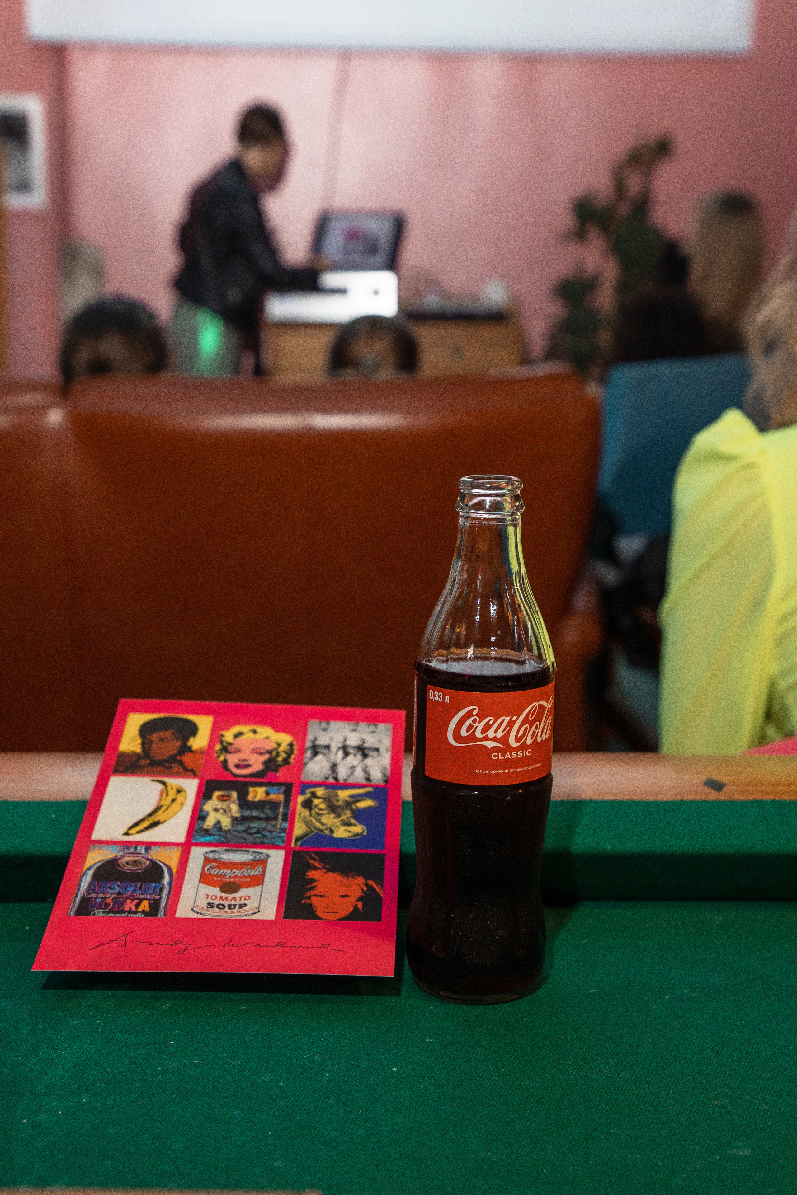 2022-06-29 Лекция Марии Барковой (Энди Уорхол). Фотограф Денис Лесковский (Тюмень)