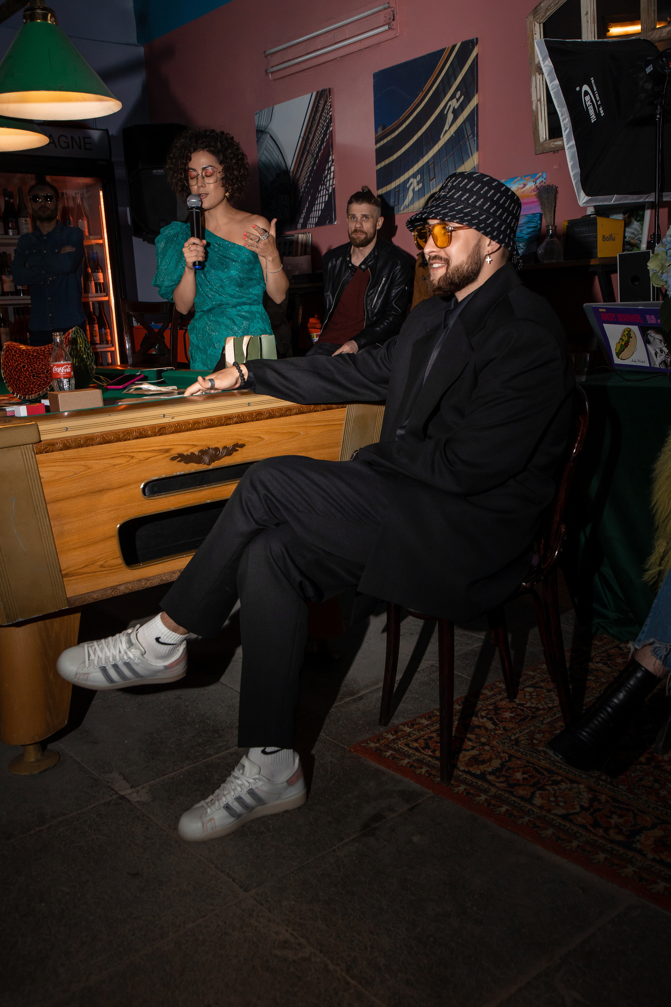 2022-06-29 Лекция Марии Барковой (Энди Уорхол). Фотограф Денис Лесковский (Тюмень)