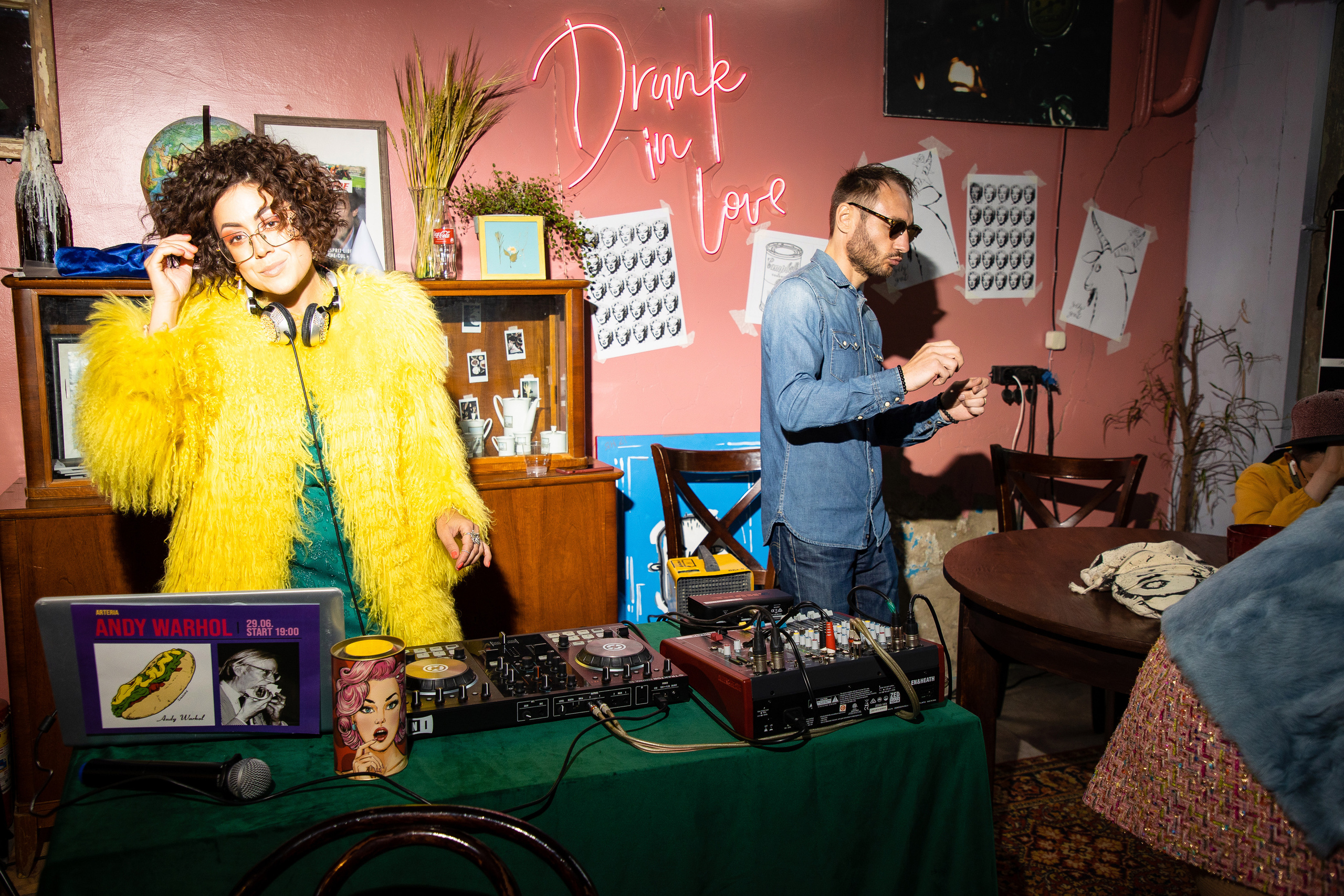 2022-06-29 Лекция Марии Барковой (Энди Уорхол). Фотограф Денис Лесковский (Тюмень)