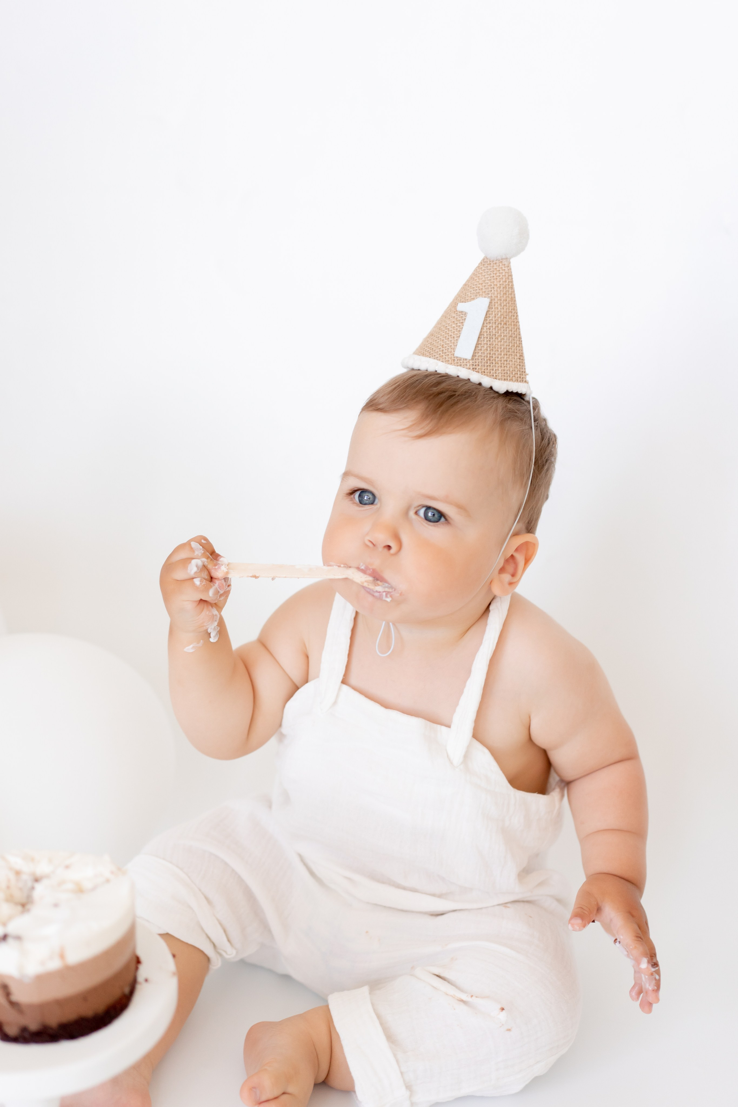 Крушение торта, Smash cake. Детская, семейная фотостудия в Санкт-Петербурге