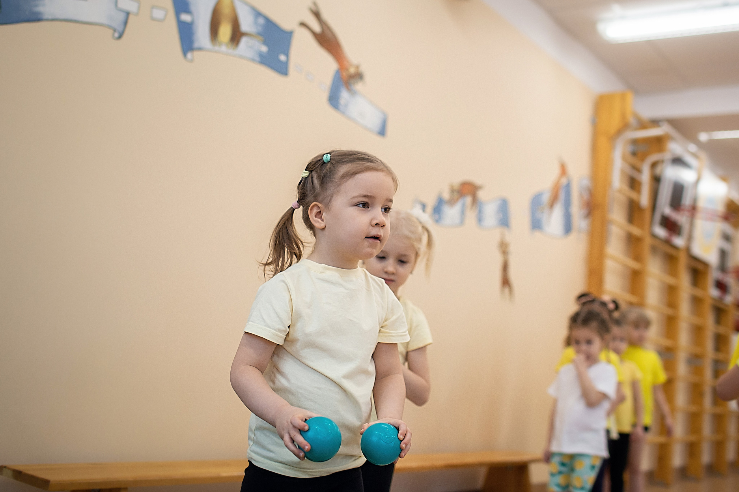 День в саду_Зима_2023 год. Семейный фотограф в Санкт-Петербурге