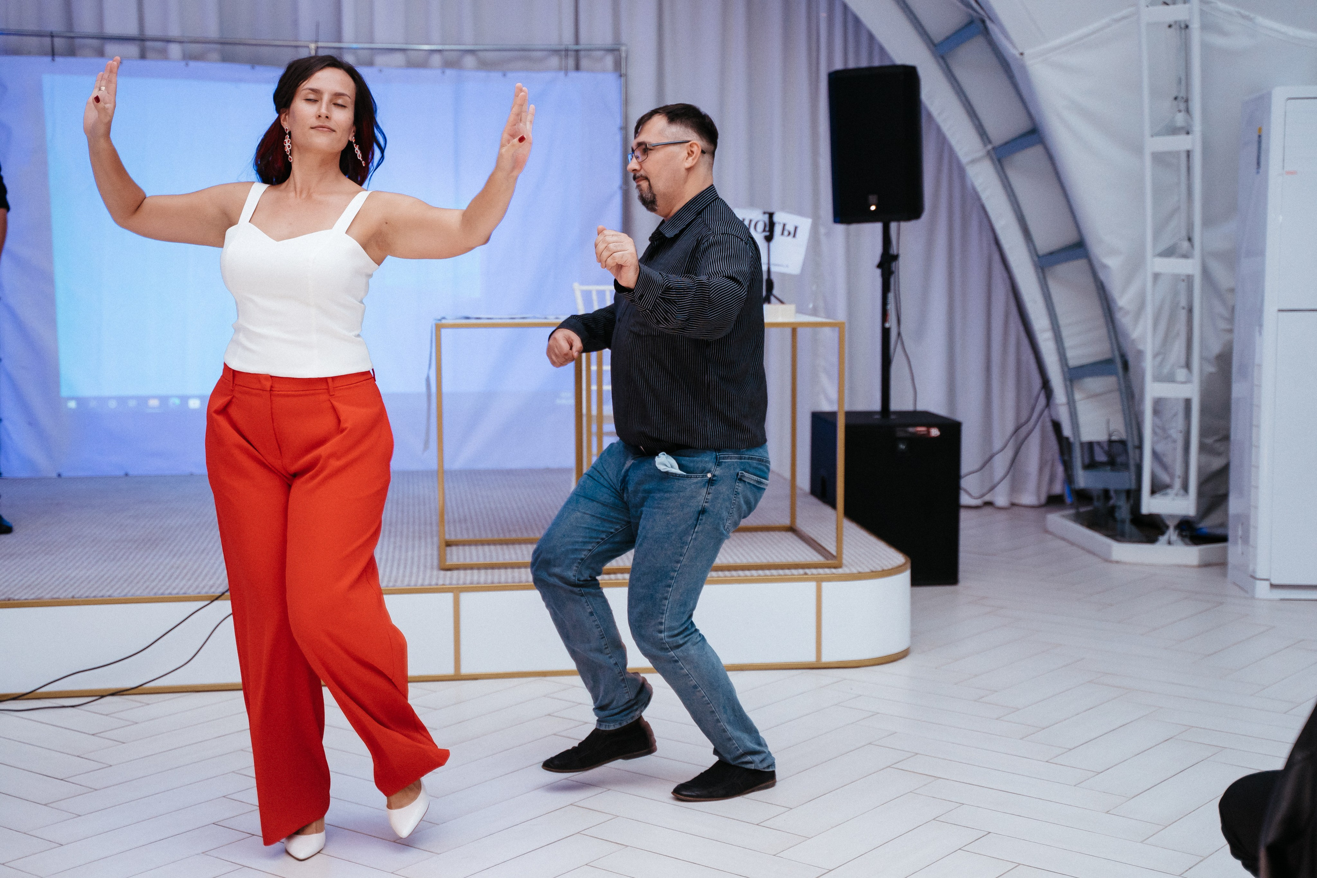 Ави Центр. Свадебный фотограф в Симферополе