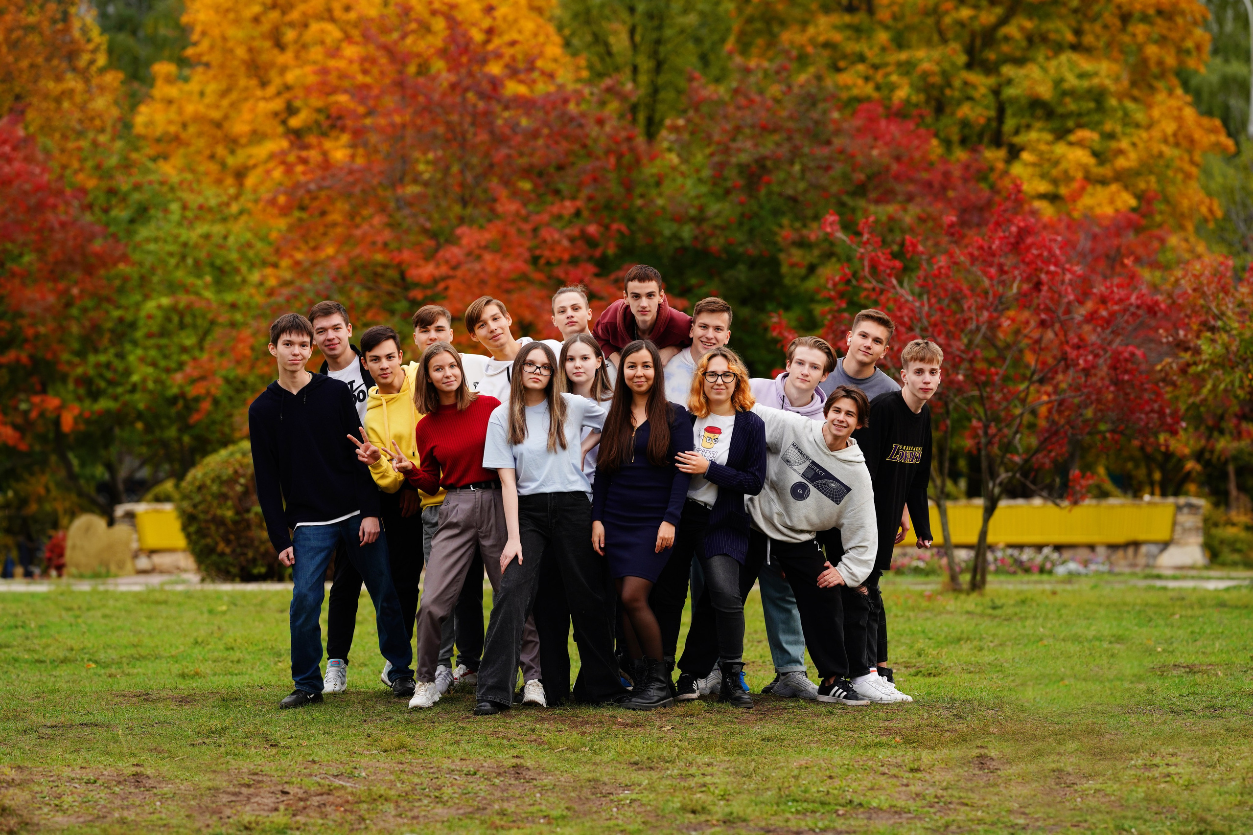 Осень 9,11 класс. Современные выпускные альбомы. Мы делаем не просто альбомы, а стильные фотокниги