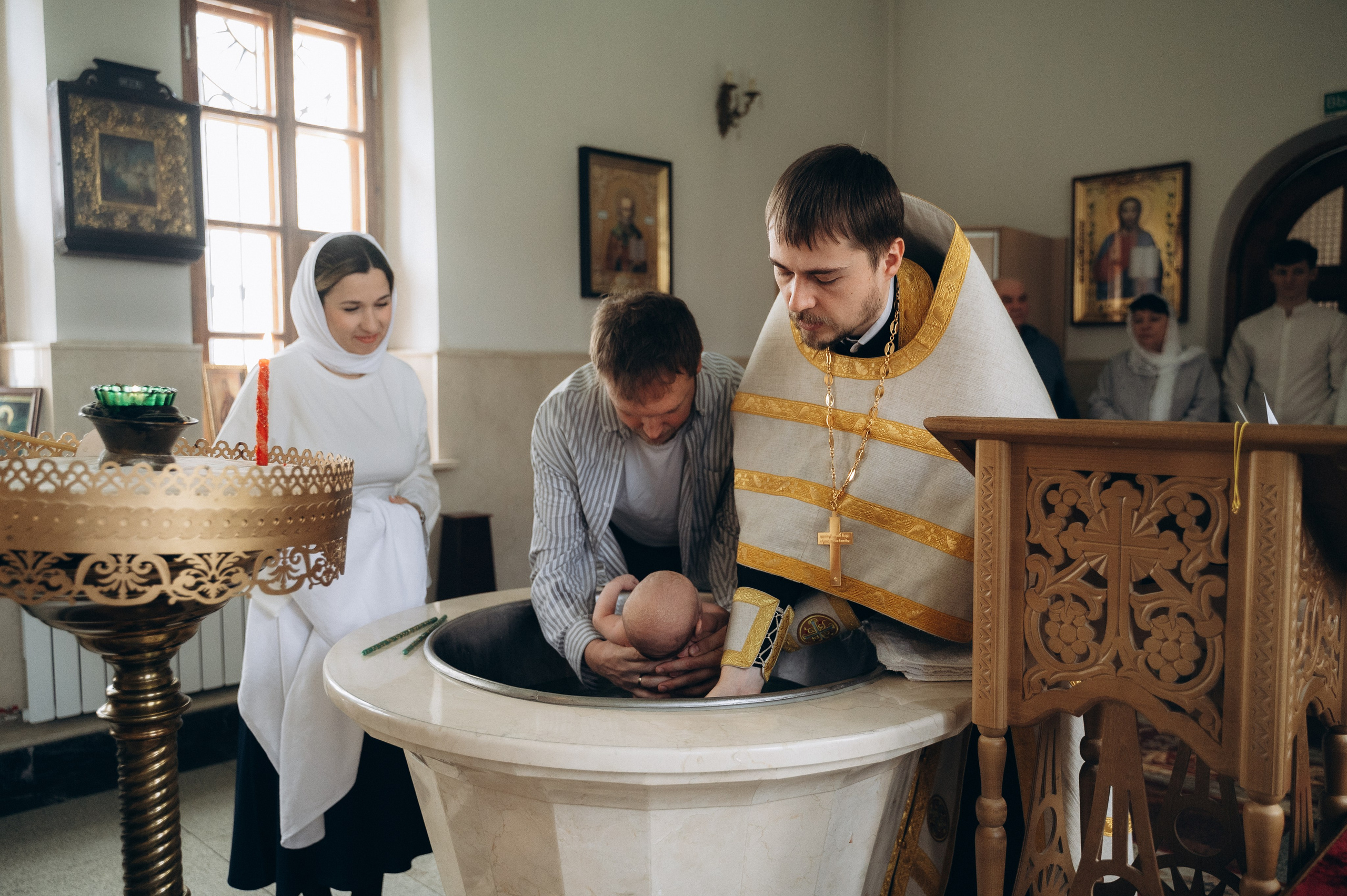 Крещение Артура (Храм Марии Магдалины). Семейный фотограф в Минске Дарья Дреко