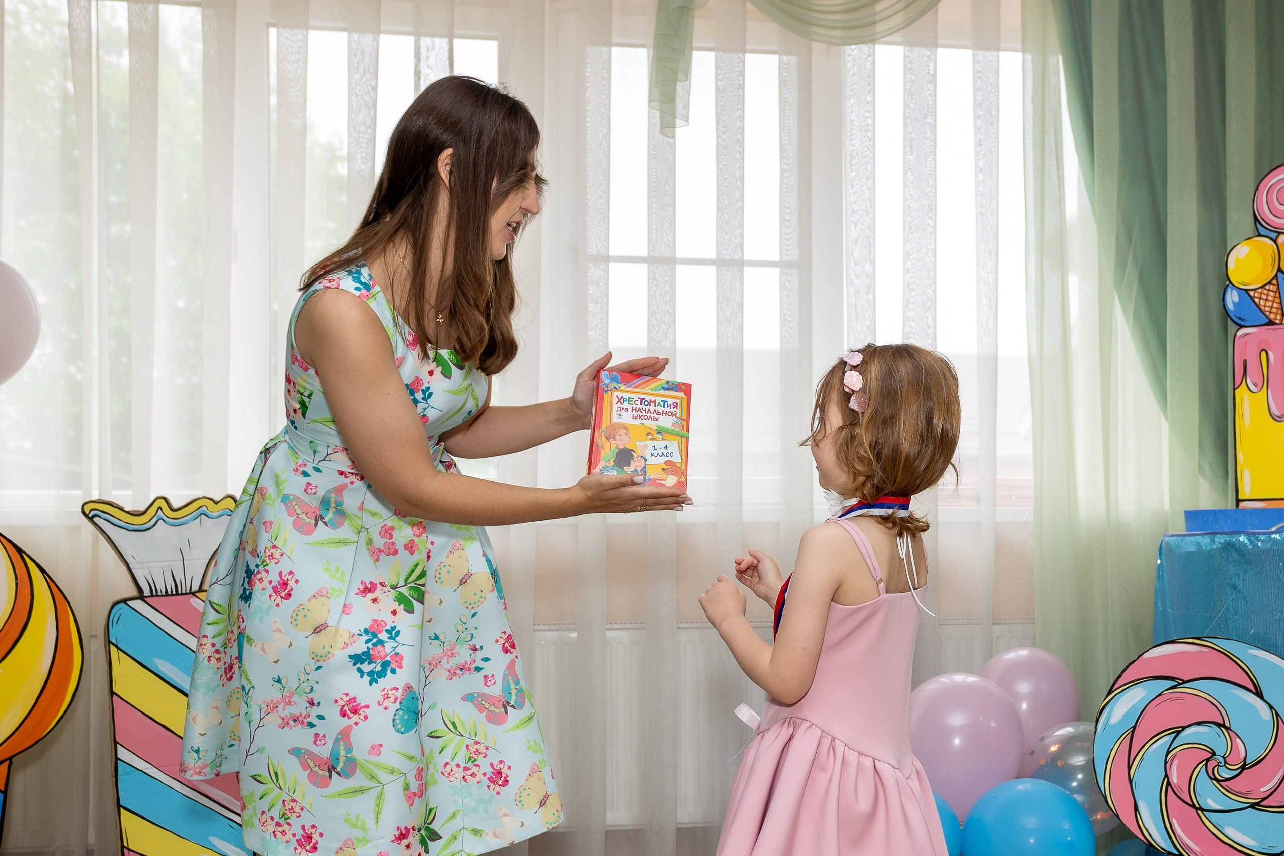 Выпускной Детский сад, 2 часа, 8000. Выпускные альбомы Майкоп, Краснодар Елена Золотарева