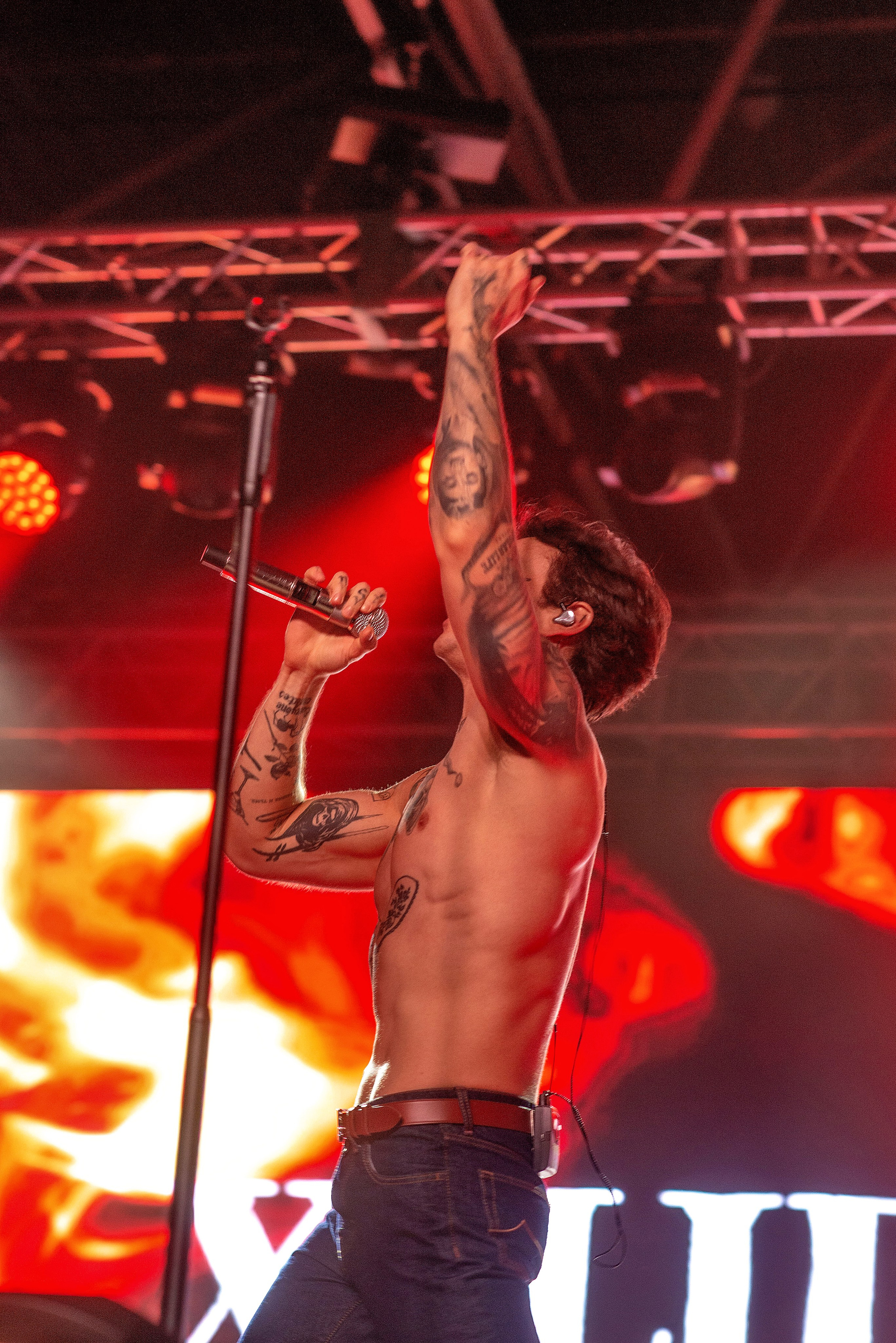 Концерт Хolidayboy. Школьный, фэшн фотограф в Тюмени и в России Ирина Королева