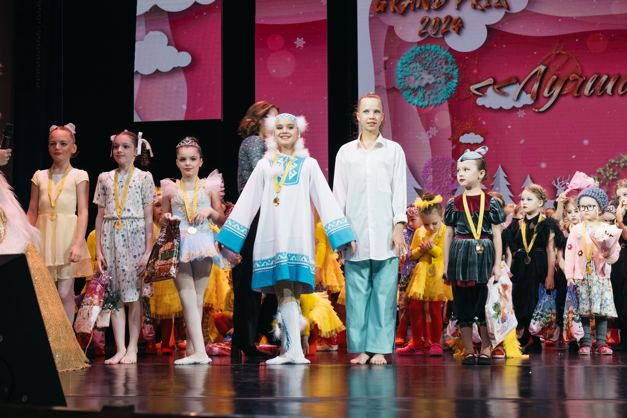 СурГУ 23.12.23. Репортажный и свадебный фотограф в Сургуте