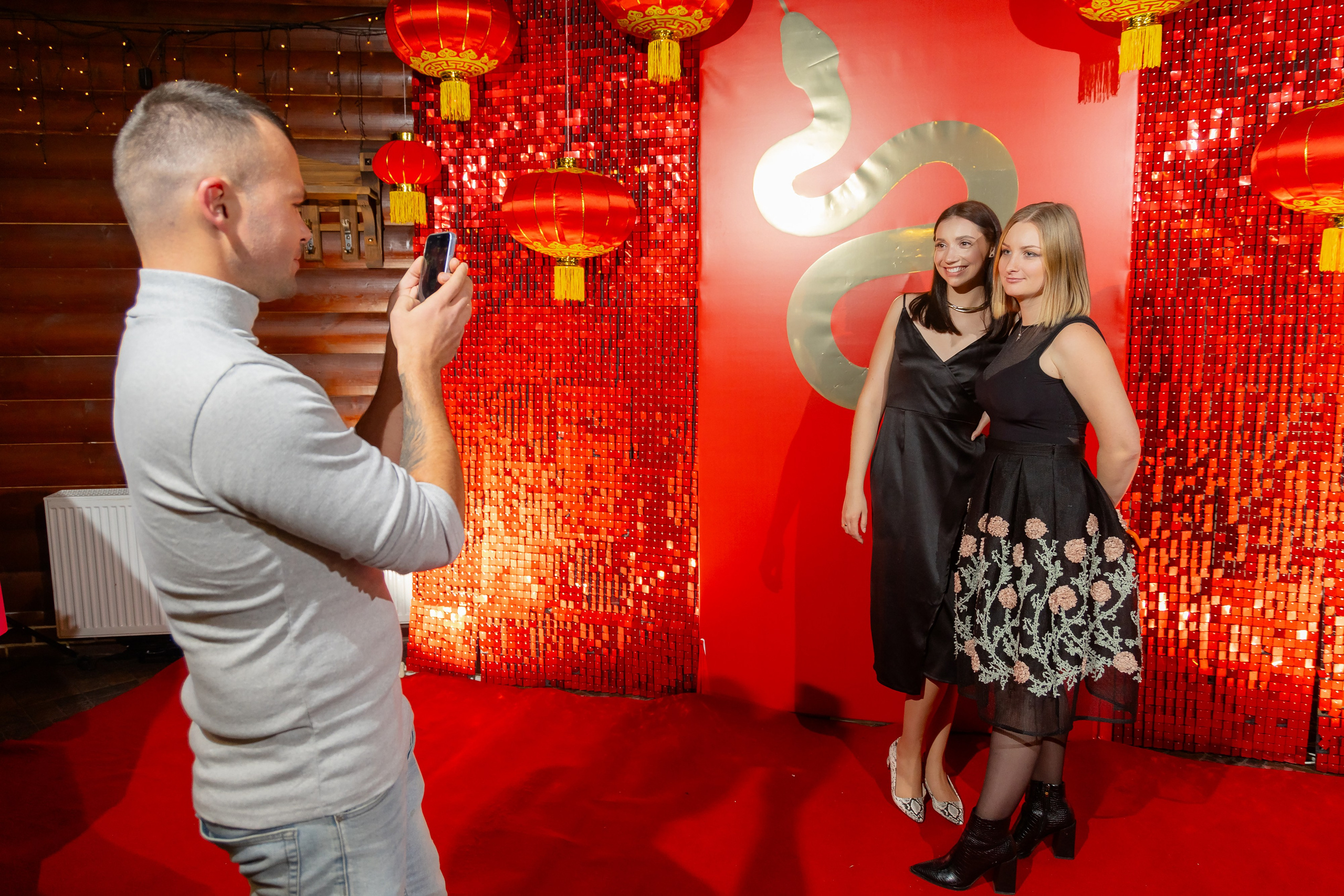 Корпоративная новогодняя съемка для логистической компании ИТА. Свадебный фотограф в Минске/Беларуси Сергей Спиридонов