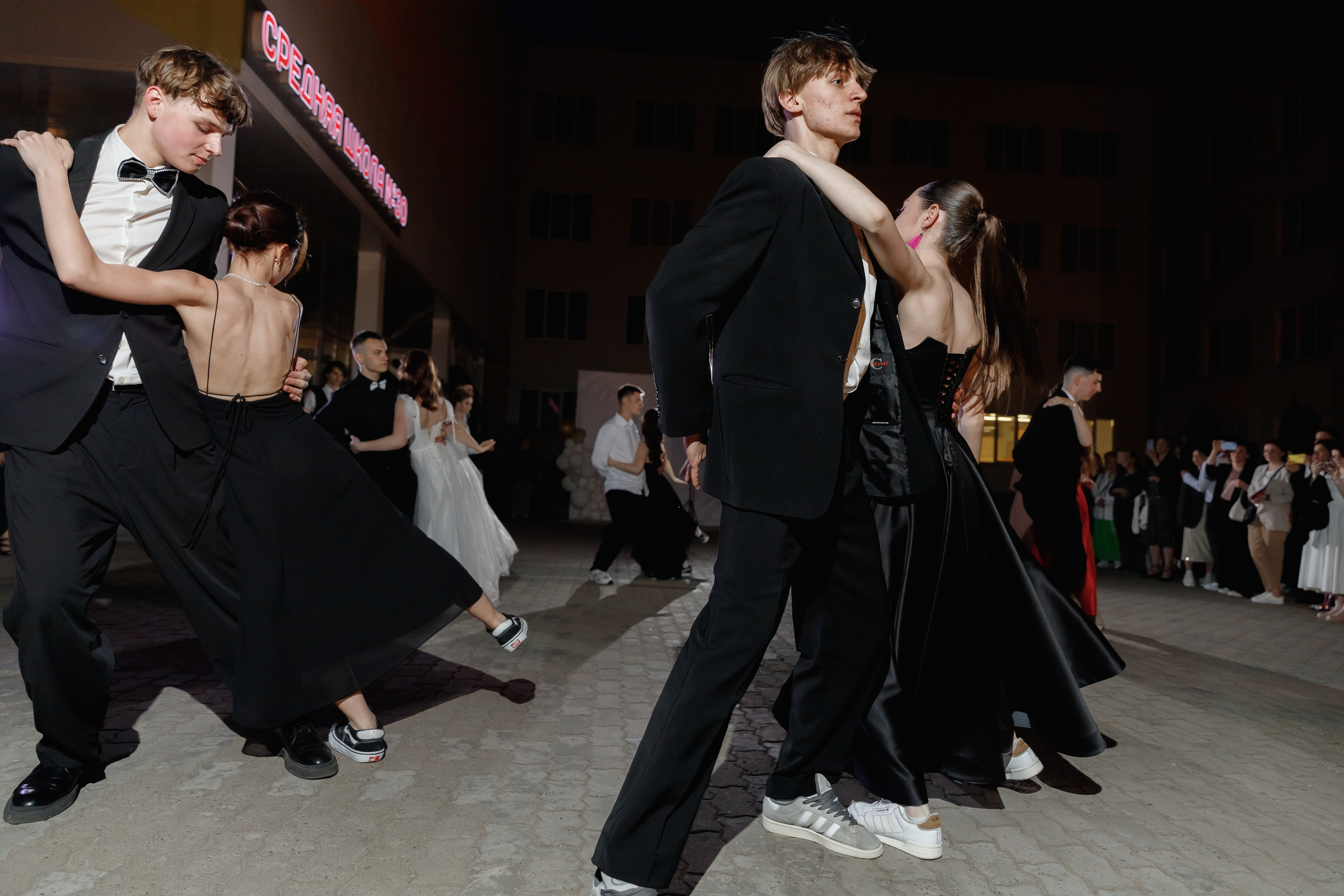 Школьный выпускной 2023 год в Минске. Свадебный фотограф в Минске/Беларуси Сергей Спиридонов