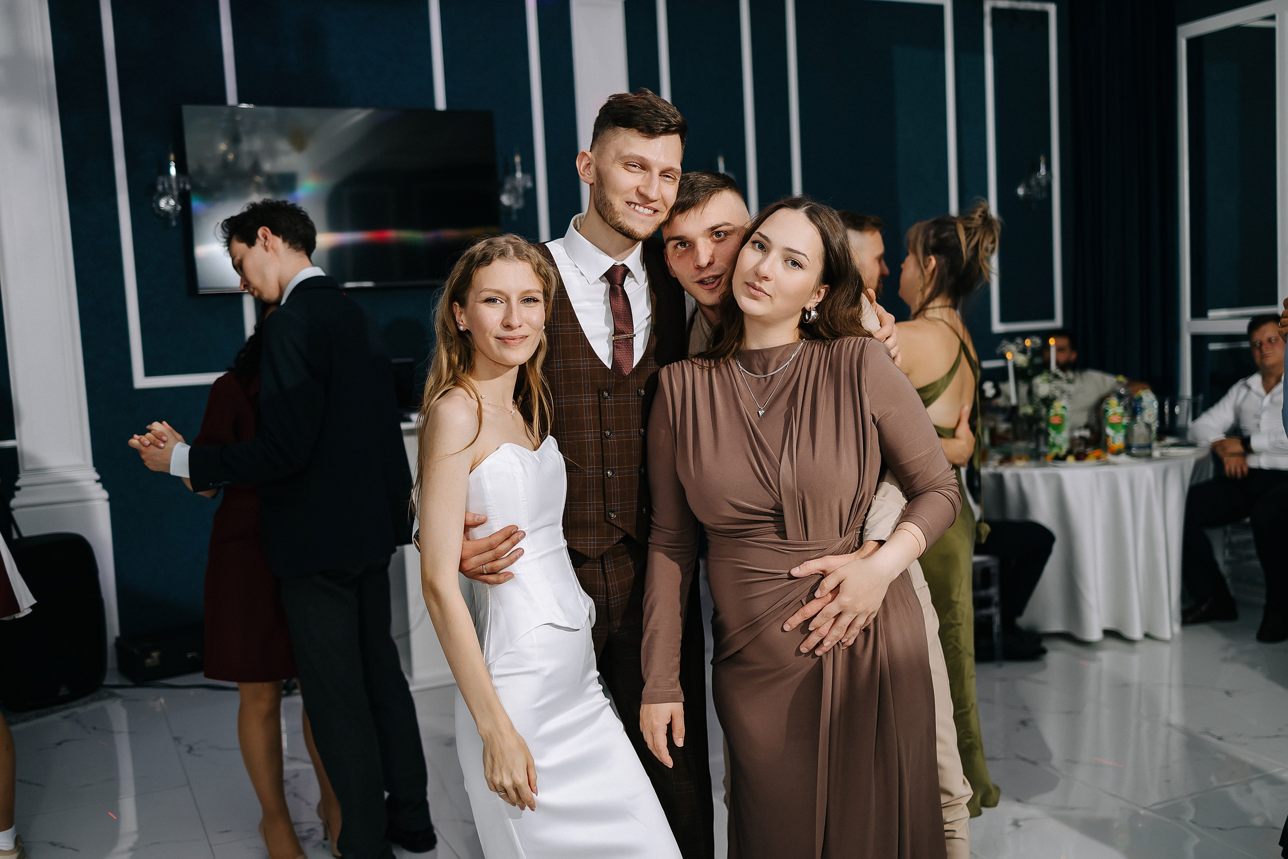 Мгновения. Александр Антонов. Профессиональный свадебный, репортажный фотограф в Москве, Подольске. Фото+Видео на любой праздник