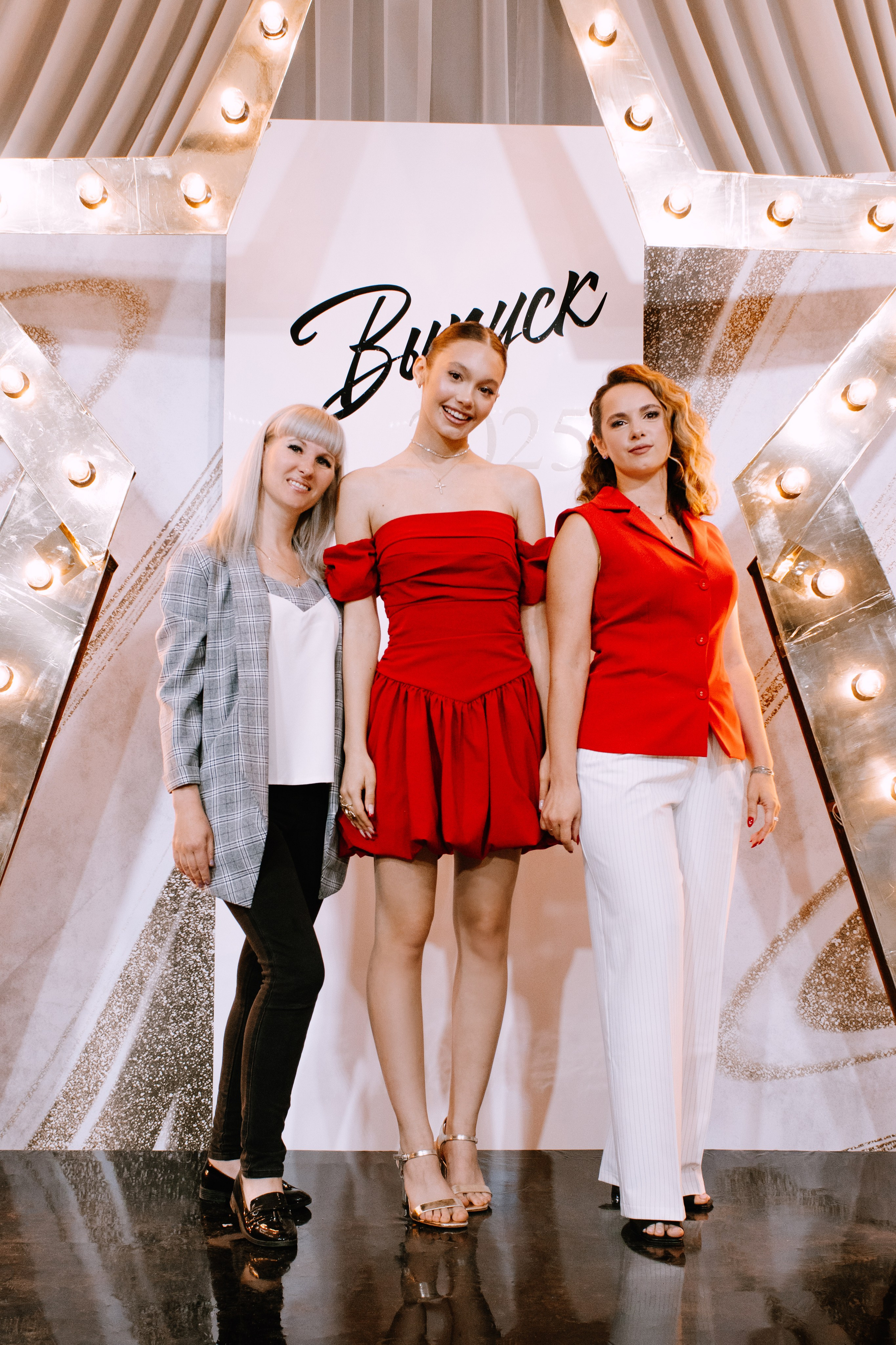 Выпускной 9 класс (Копейск). Фотограф в Челябинске Любовь Денисенко