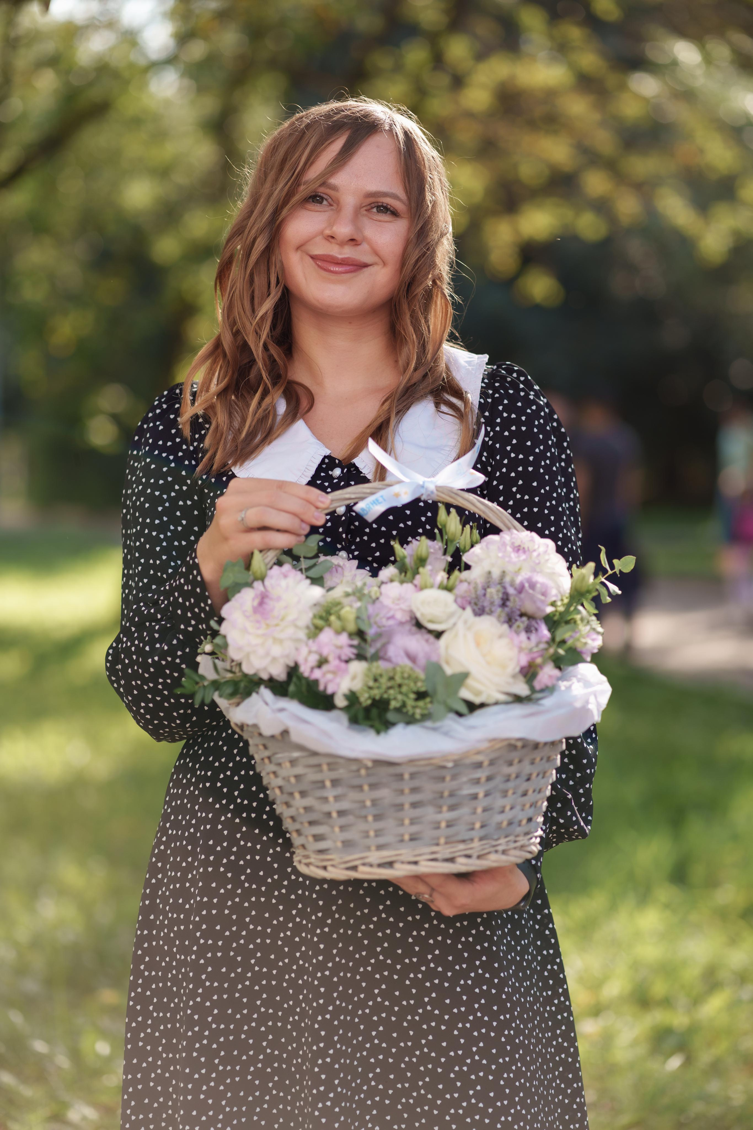 Снова в школу (1 сентября). Фотограф и ИИ-креатор Анна Бобринёва