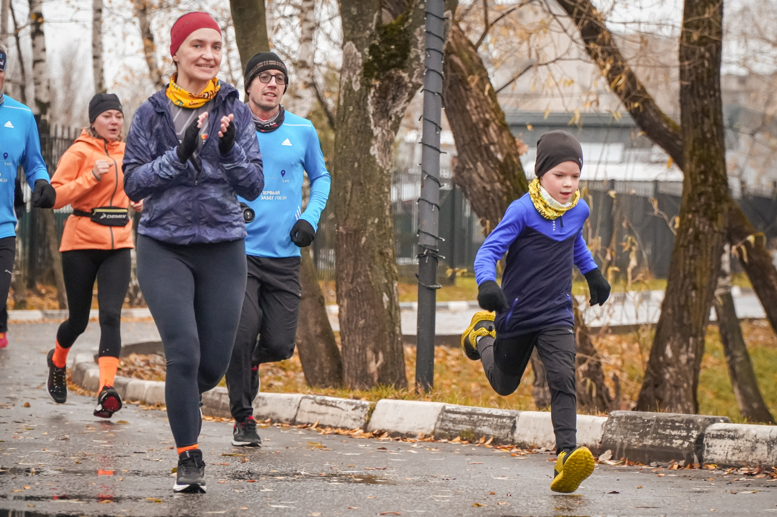 5 вёрст Реутов 16.11.2024. Роман Капилюшов. Бег. Фото. Видео. г. Люберцы