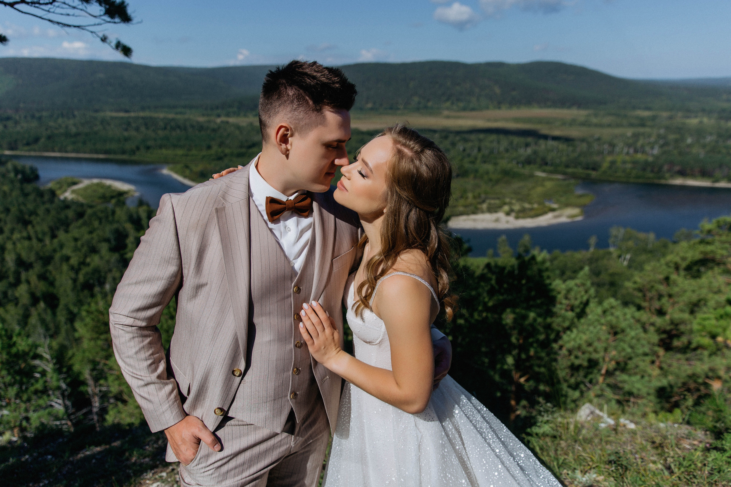 Свадебная выездная фотосессия Александра и Софии. Главная