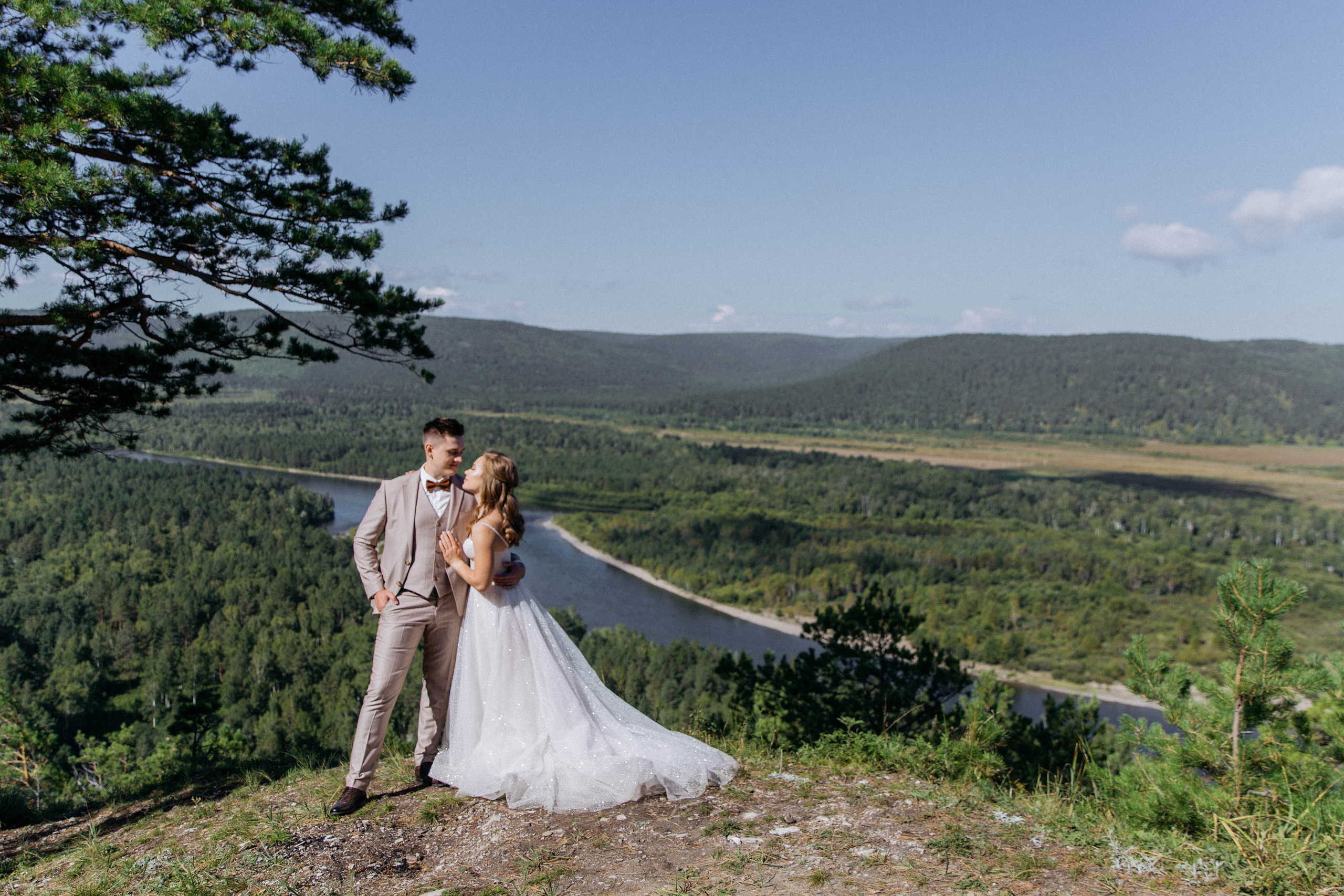 Свадебная выездная фотосессия Александра и Софии. Главная