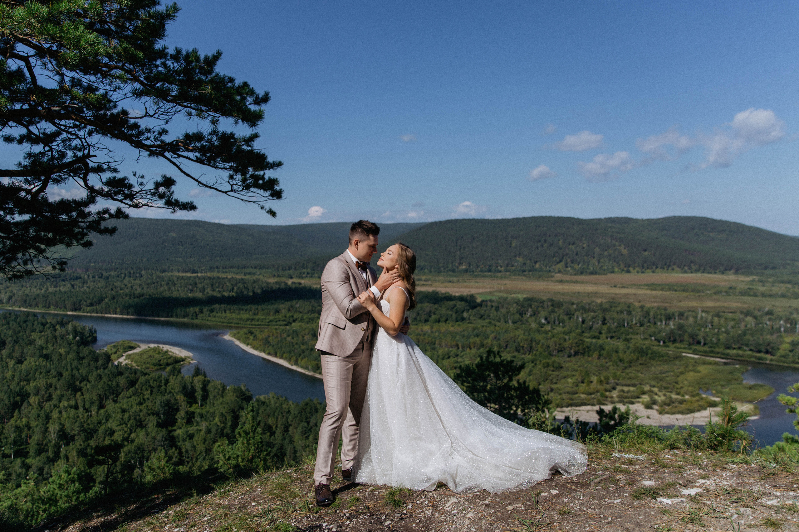 Свадебная выездная фотосессия Александра и Софии. Главная
