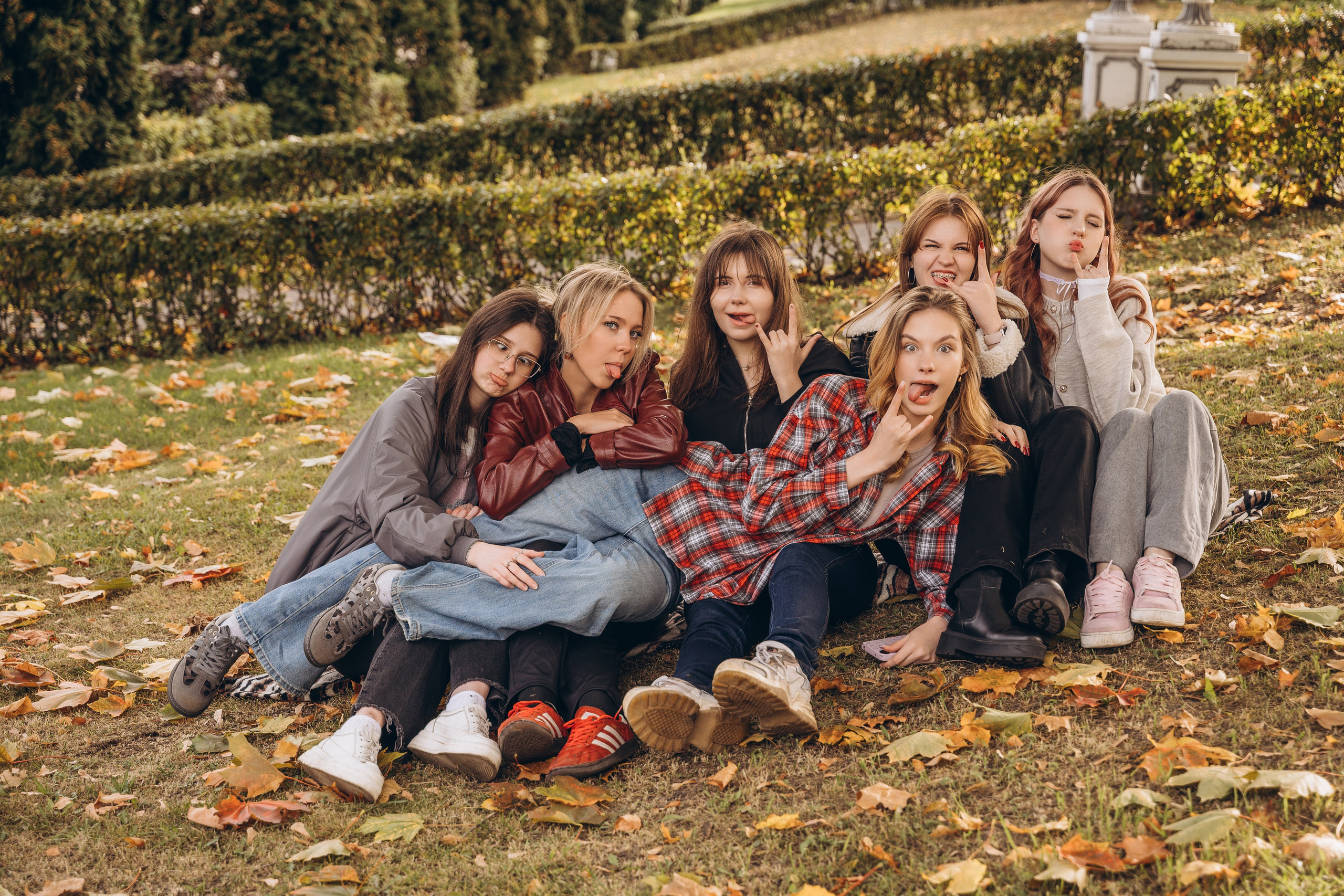 Осенняя 11 класс. МАРГАРИТА КУДРЯШОВА СВАДЕБНЫЙ И СЕМЕЙНЫЙ ФОТОГРАФ ТВЕРЬ МОСКВА