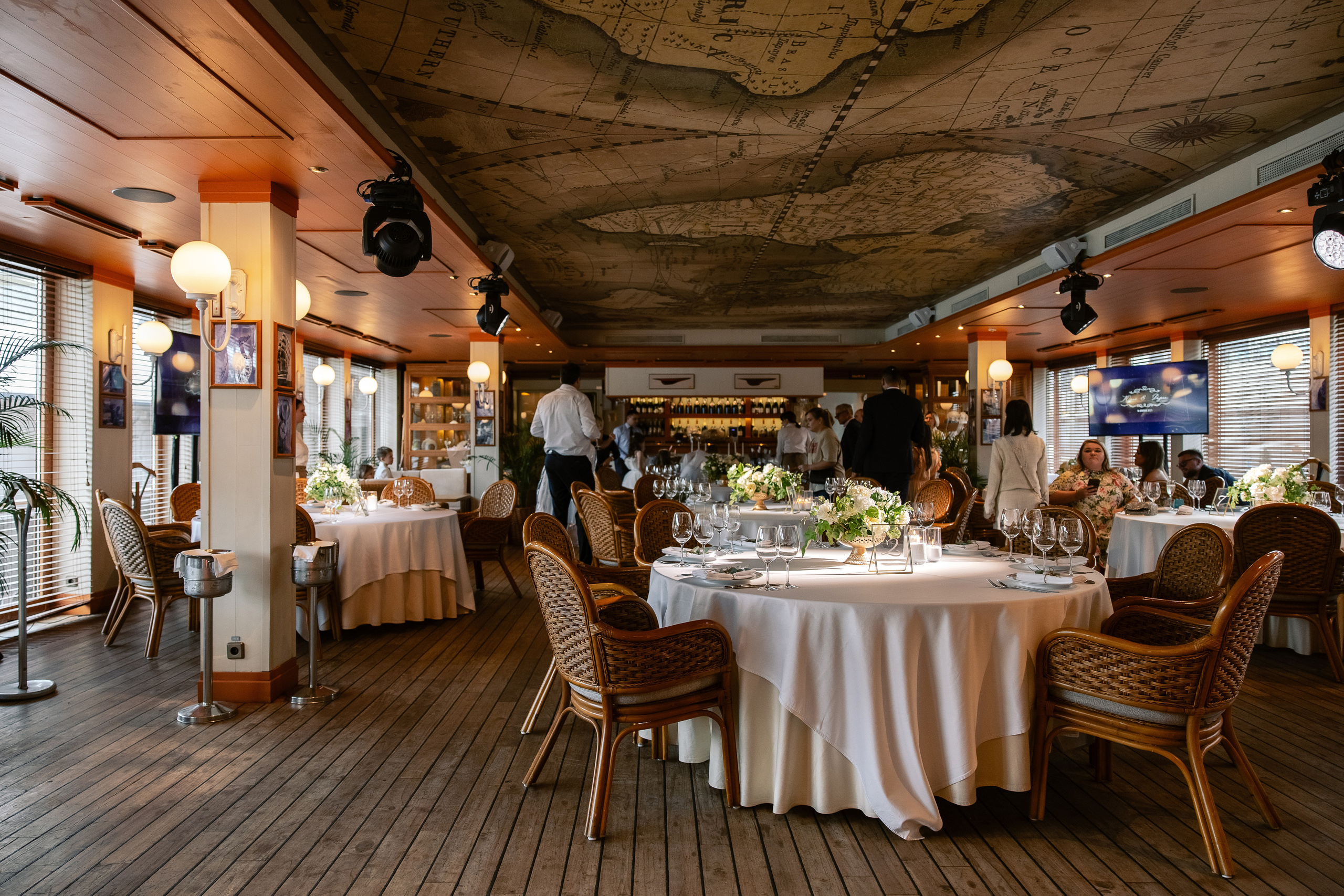 IU&D. Свадебный репортажный фотограф в Москве