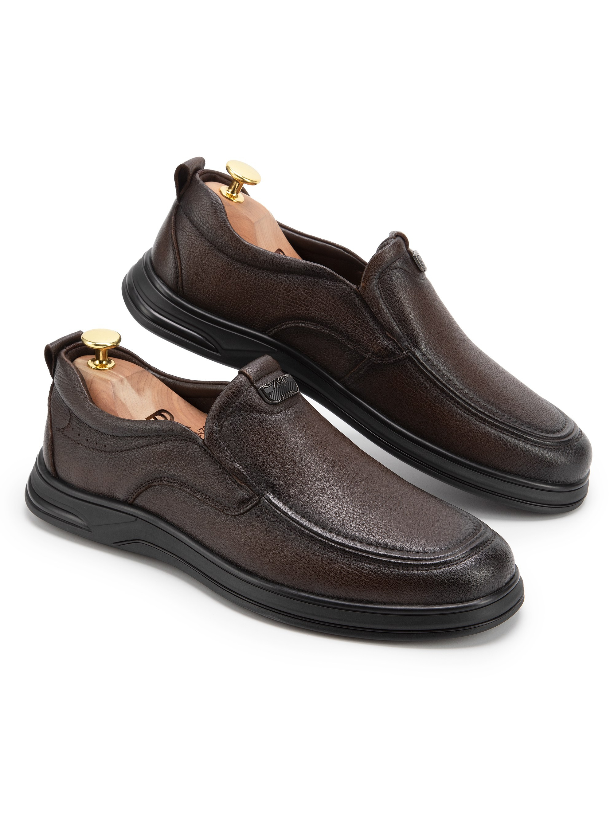 Каталожная фотография обуви. Фотограф в Москве Егор Гончаров