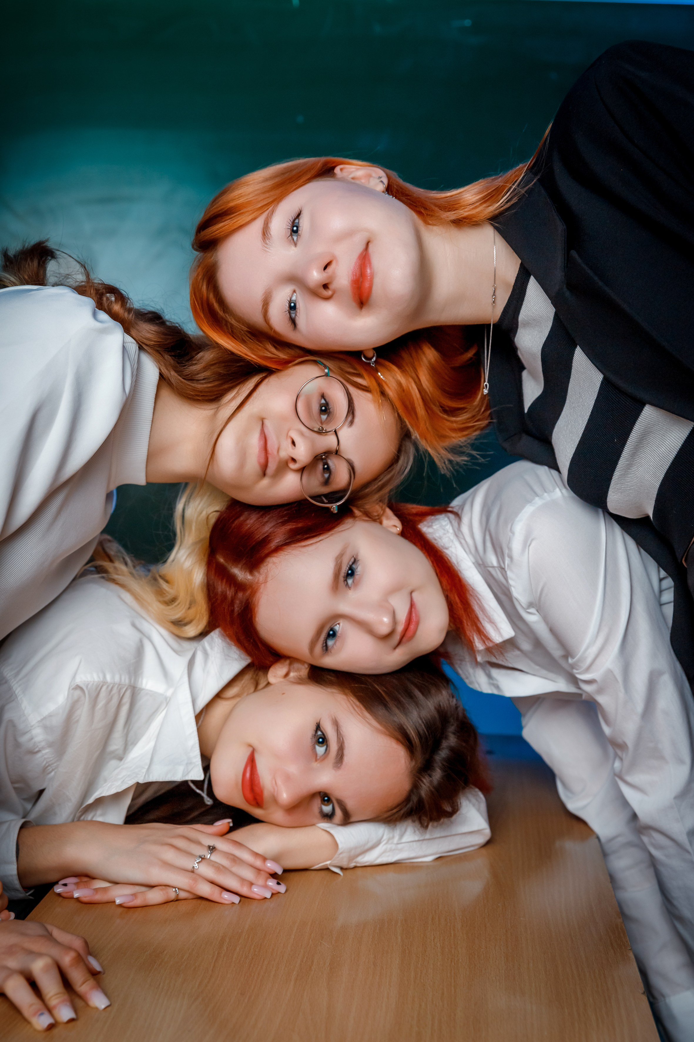 И В ШКОЛЕ ЕСТЬ ЖИЗНЬ. Марина Ушакова. Фотограф. Выпускные альбомы. г. Краснодар