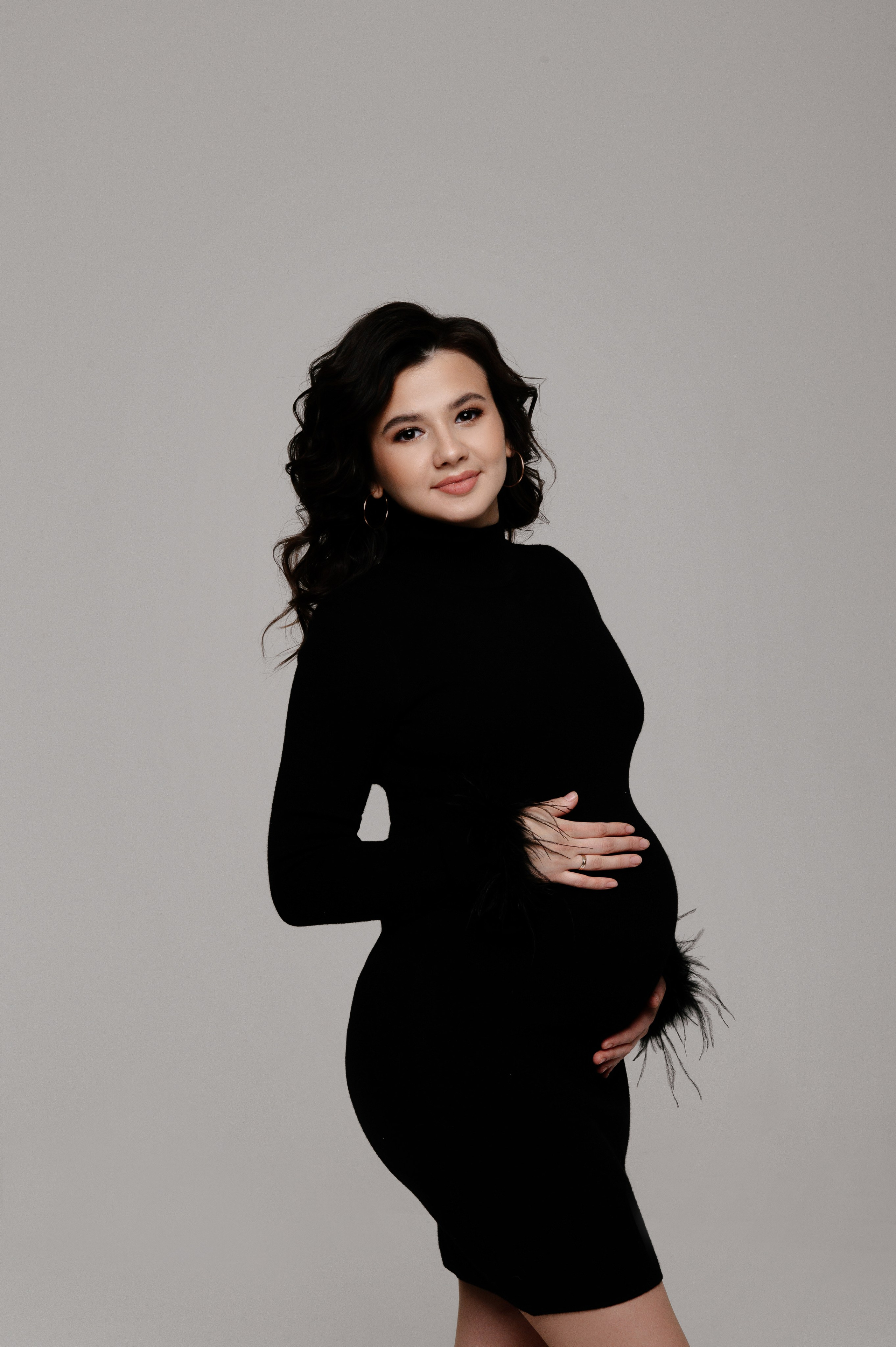 Фотосессия «в ожидании чуда» в Караганде. Свадебный фотограф Караганда