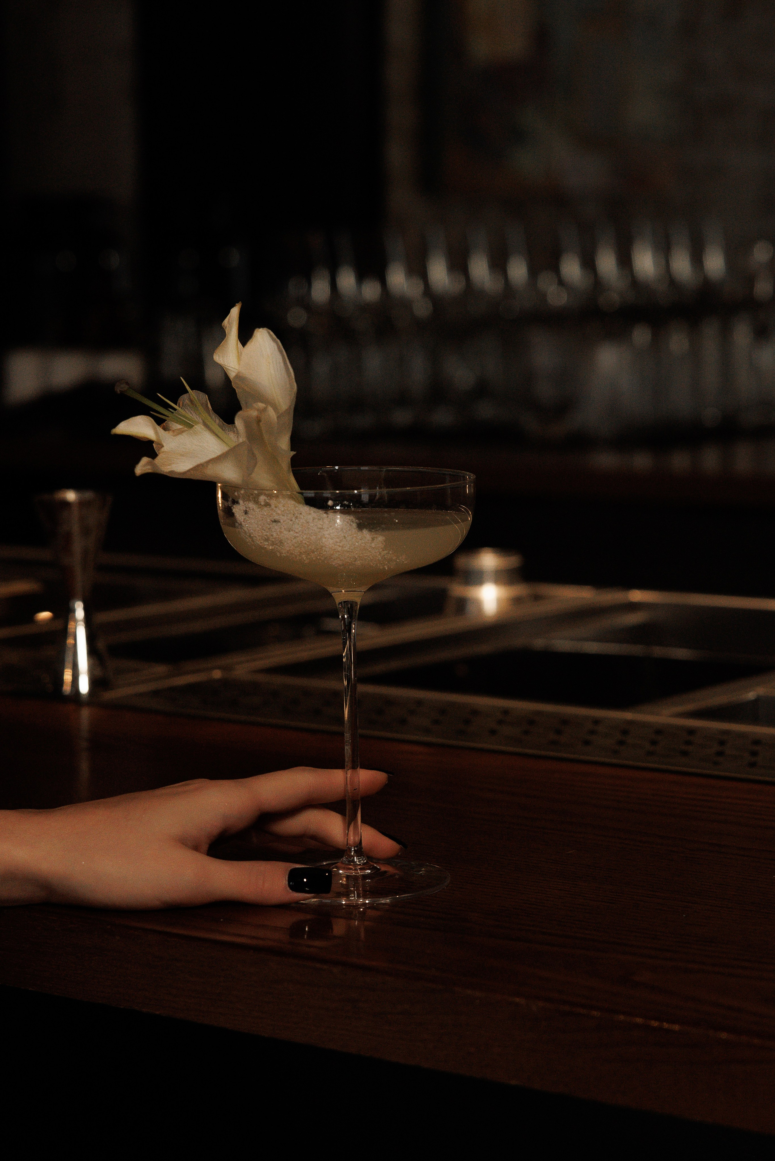 Свадебная серия в баре. Свадебный и семейный фотограф  во Владивостоке Ольга Украинец