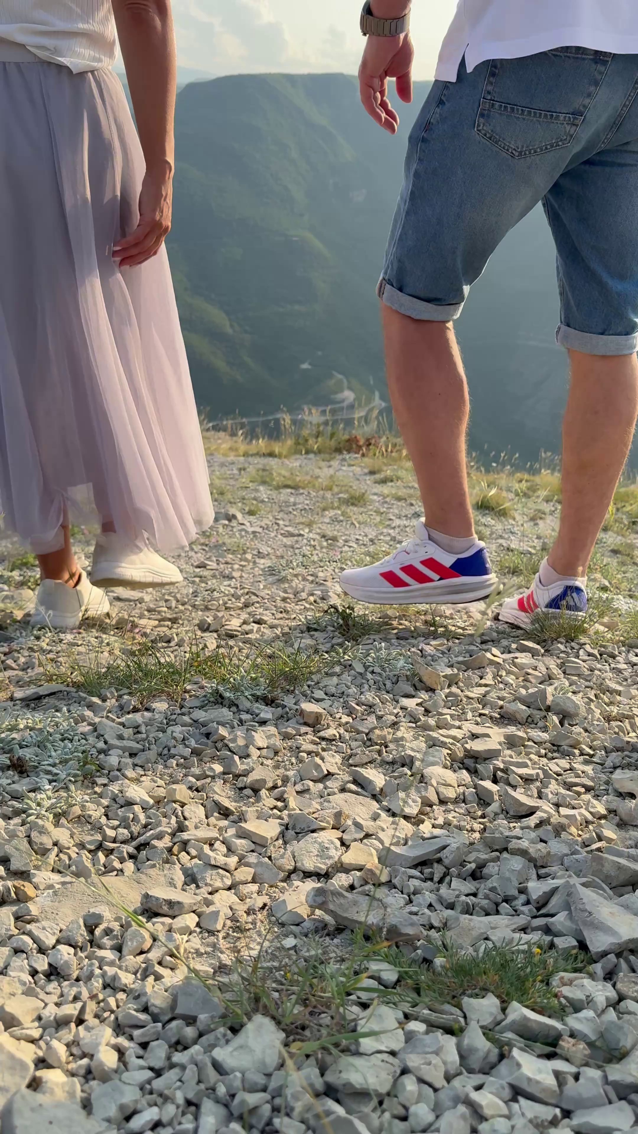 Фотосессия на каньоне. Фотограф Дагестан | Лошади | Этноплатья | Туры