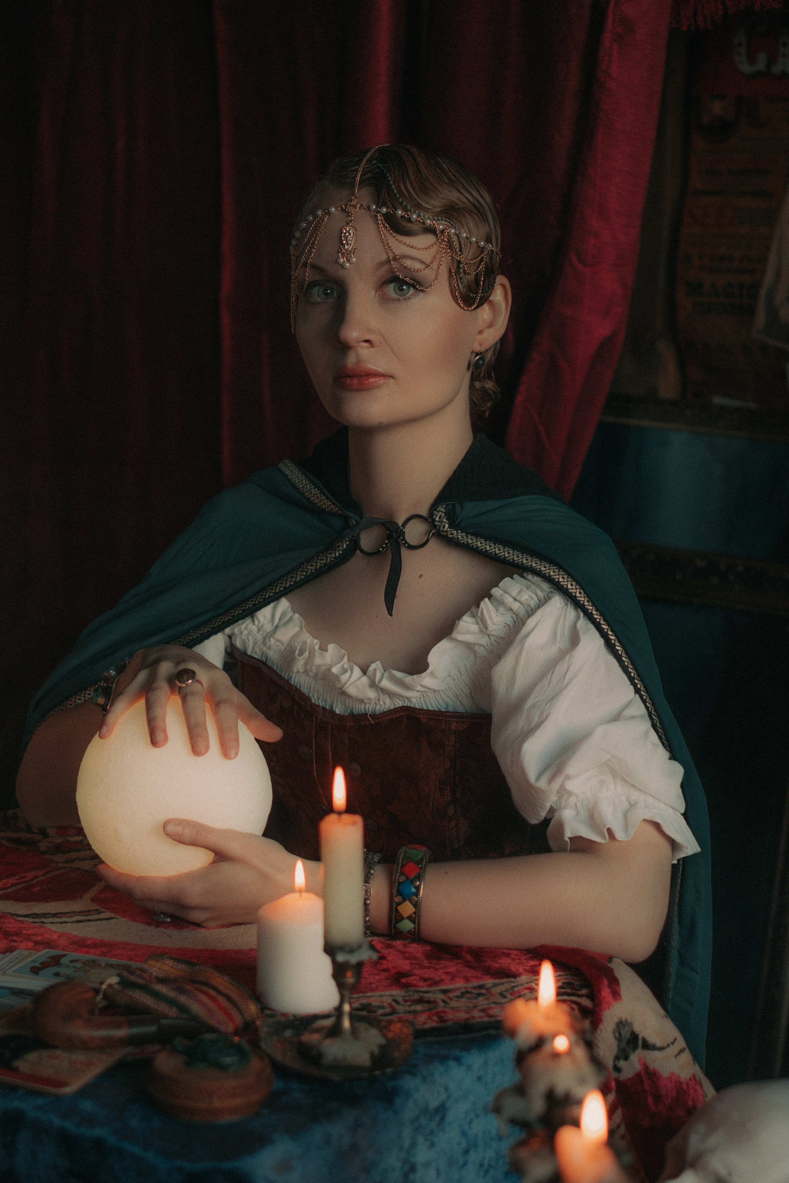 Гадалка. Художественный фотограф Салаева Алина