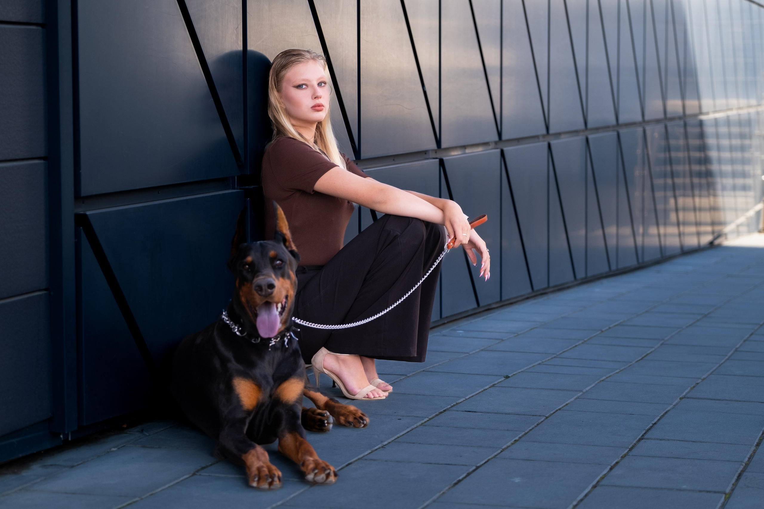 Фотосессия с Доберманом. Профессиональная фотосъемка в Крыму. Натуральные эмоции и живые кадры. Забронируйте дату прямо сейчас!