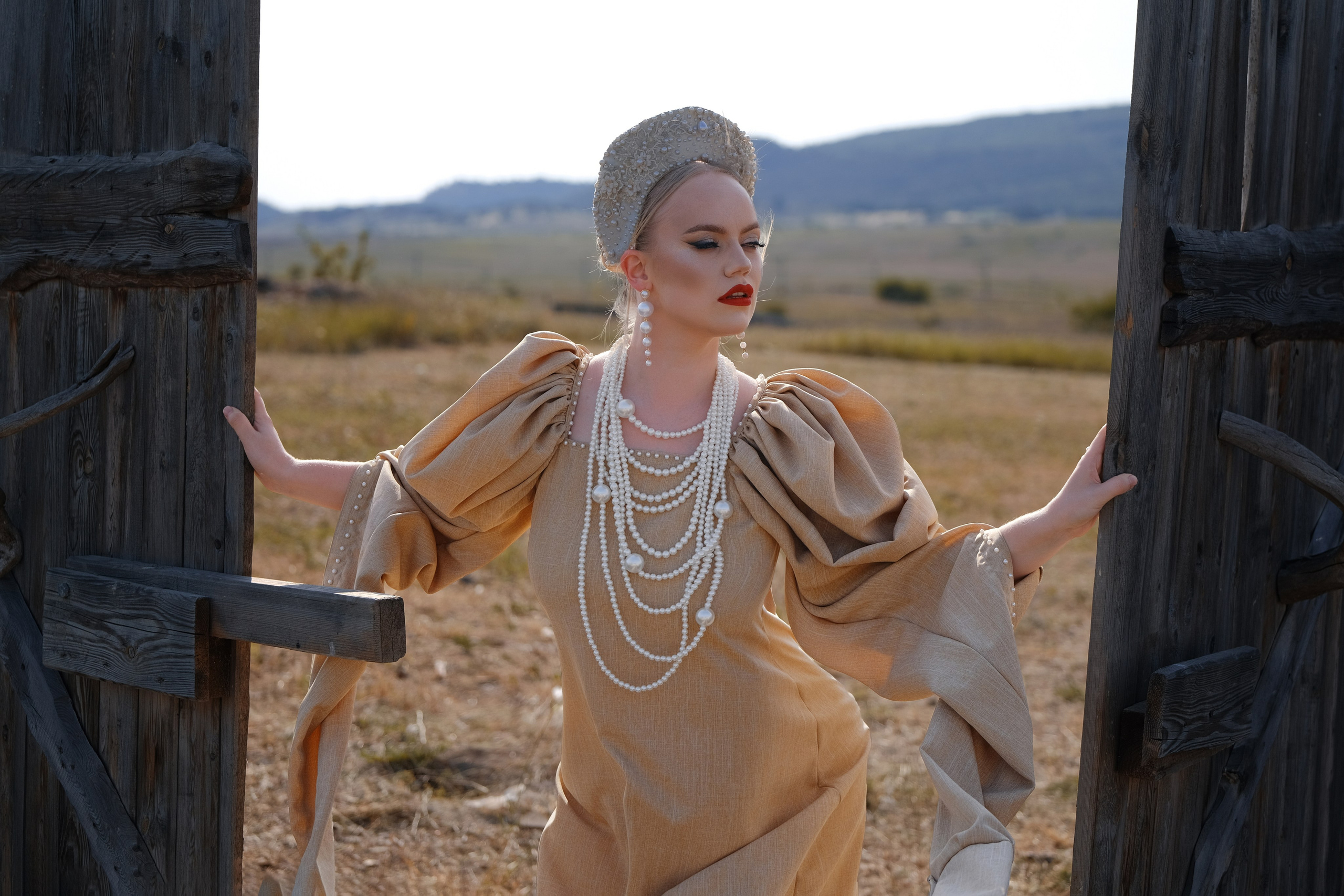 Славянский фестиваль «MARYCROWNS». Профессиональная фотосъемка в Крыму. Натуральные эмоции и живые кадры. Забронируйте дату прямо сейчас!