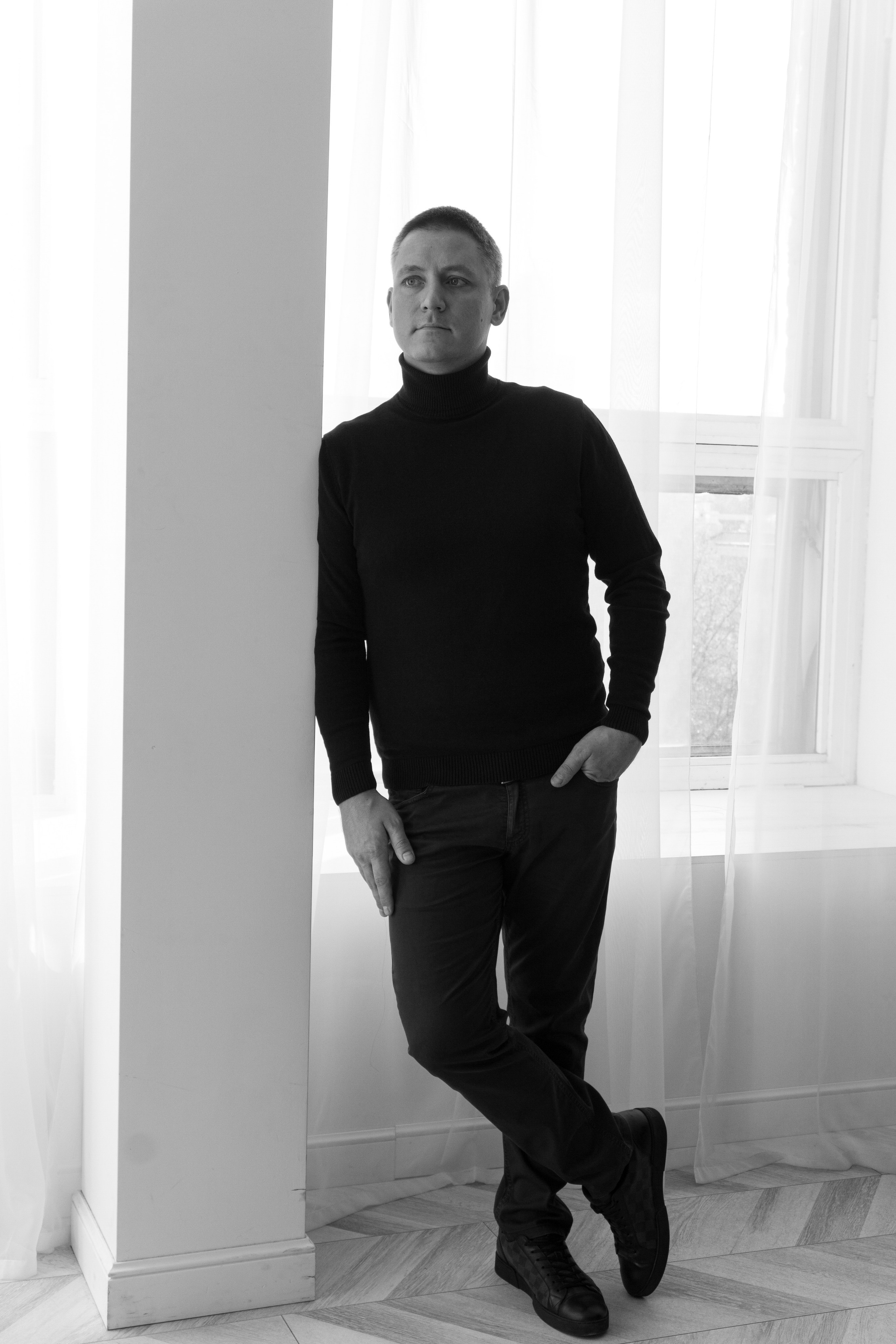 Роман. Фотограф