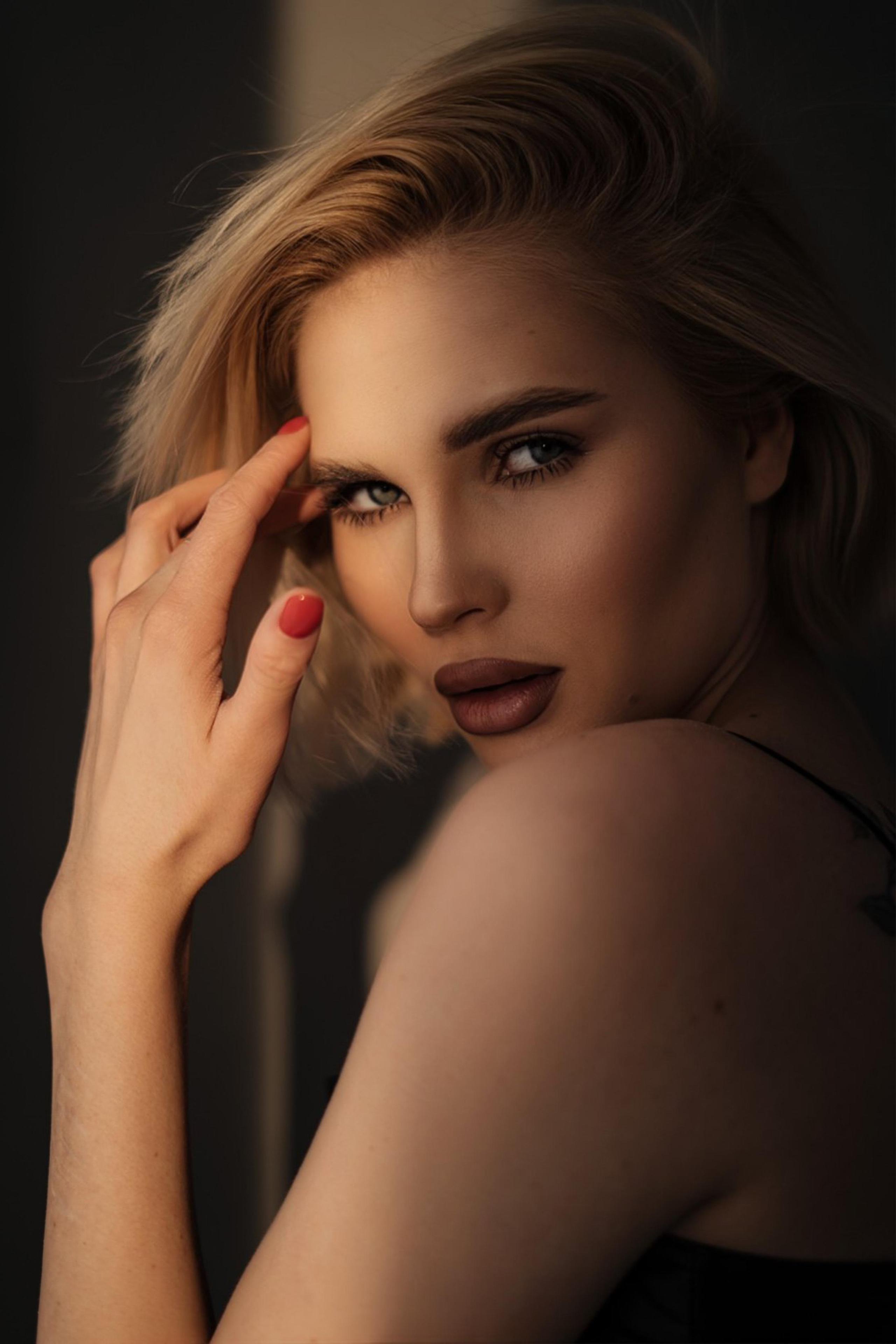 Влада. Контент фотограф-видеомейкер Сухарь Мария