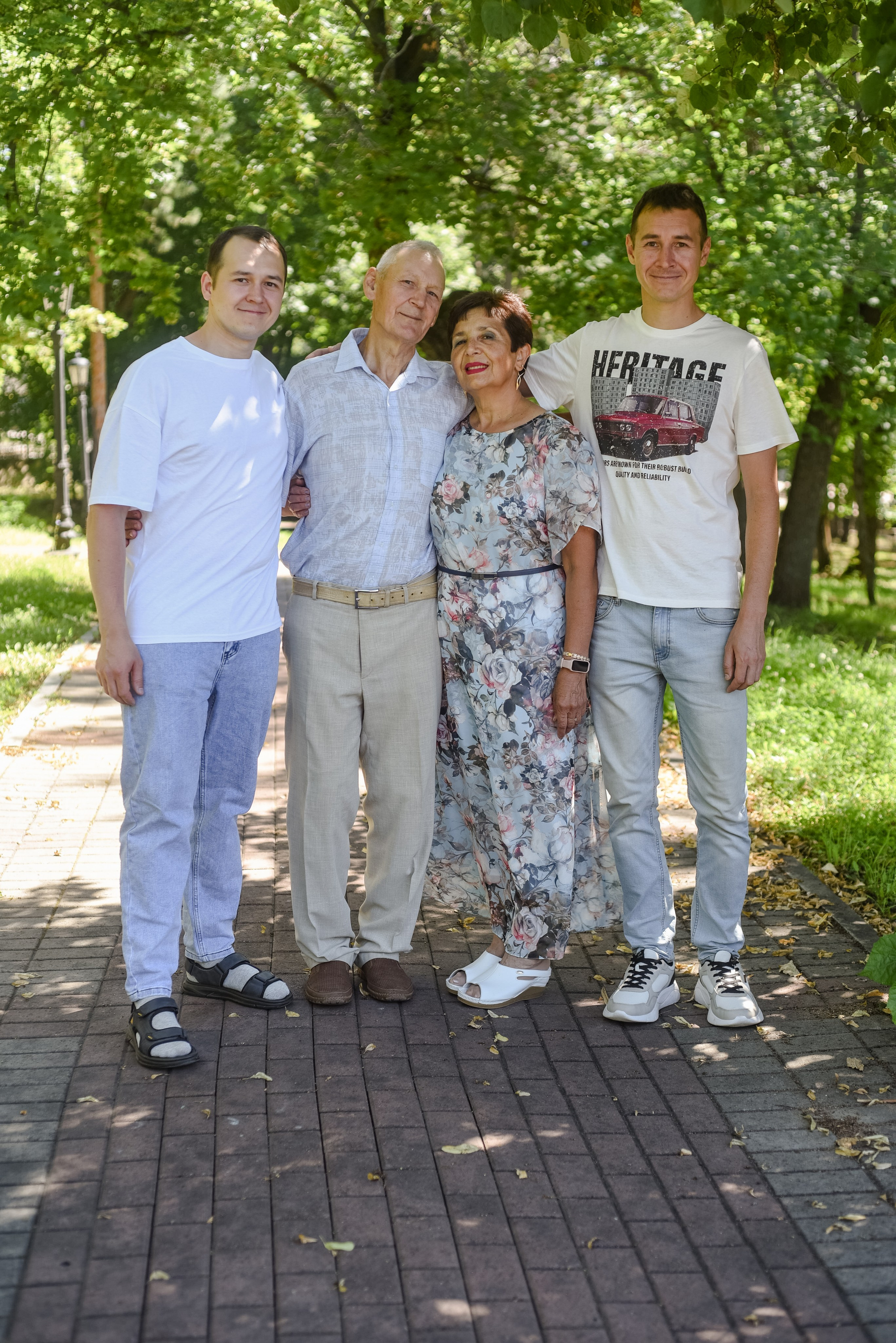 Семейная съемка в парке. Семейный и свадебный фотограф в г. Уфа Динара