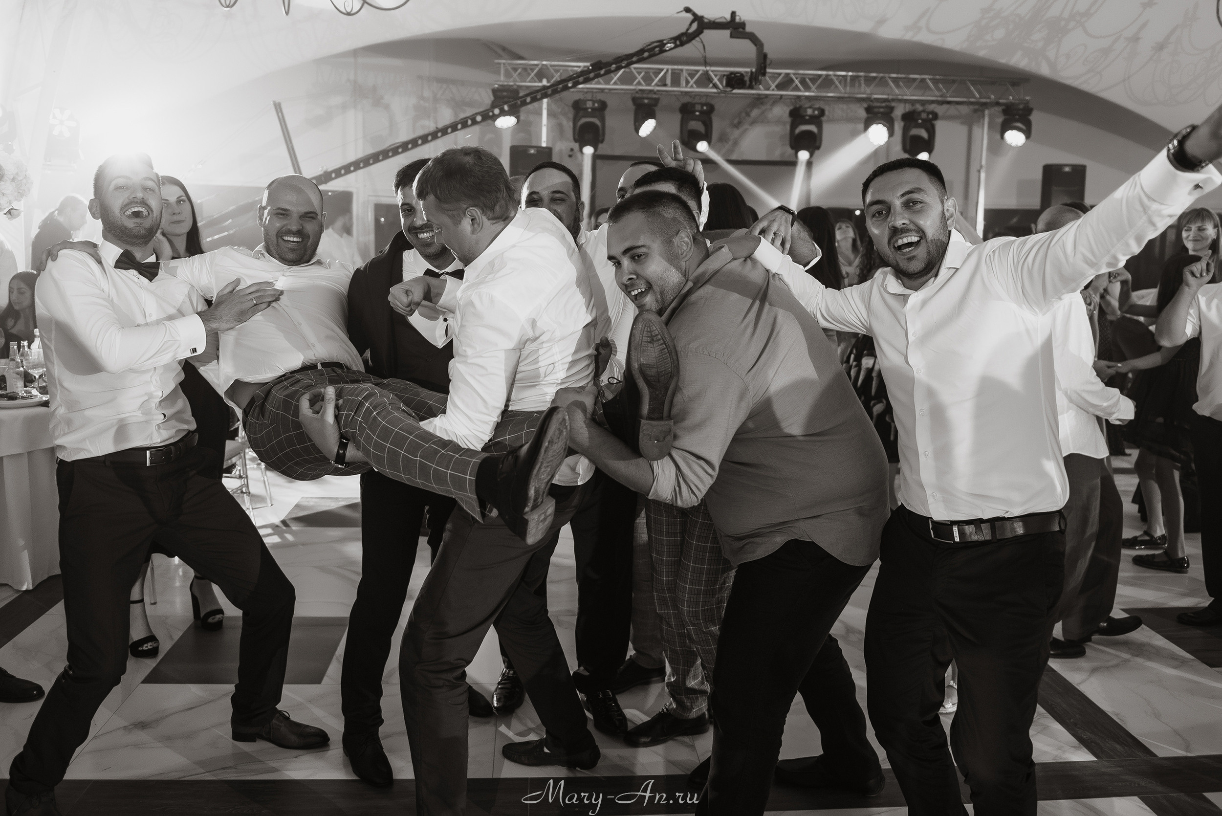 Гриша & Генриетта. Свадебный и семейный фотограф Мария Ан