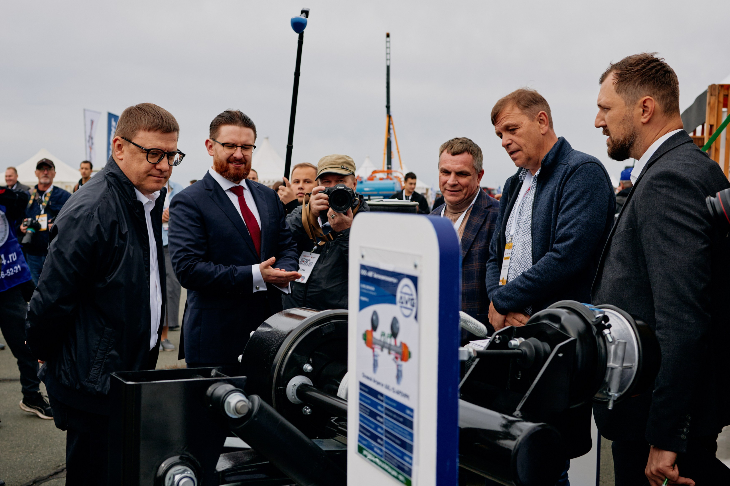 Форум СпецМашЭкспо. Выставка строительно-дорожной и специализированной техники. Фотограф из Челябинска Ника Варгот