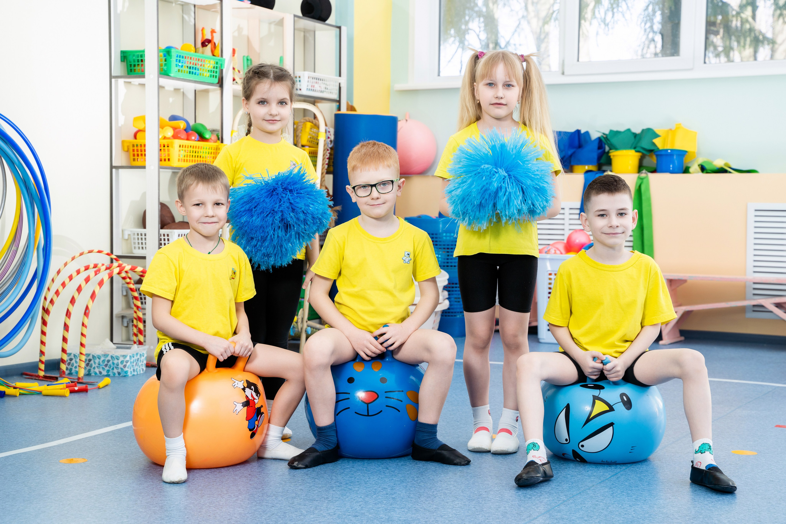 Фотографии выпускников детского сада. Выпускные альбомы Нижнекамск Набережные Челны Фотостудия Небо