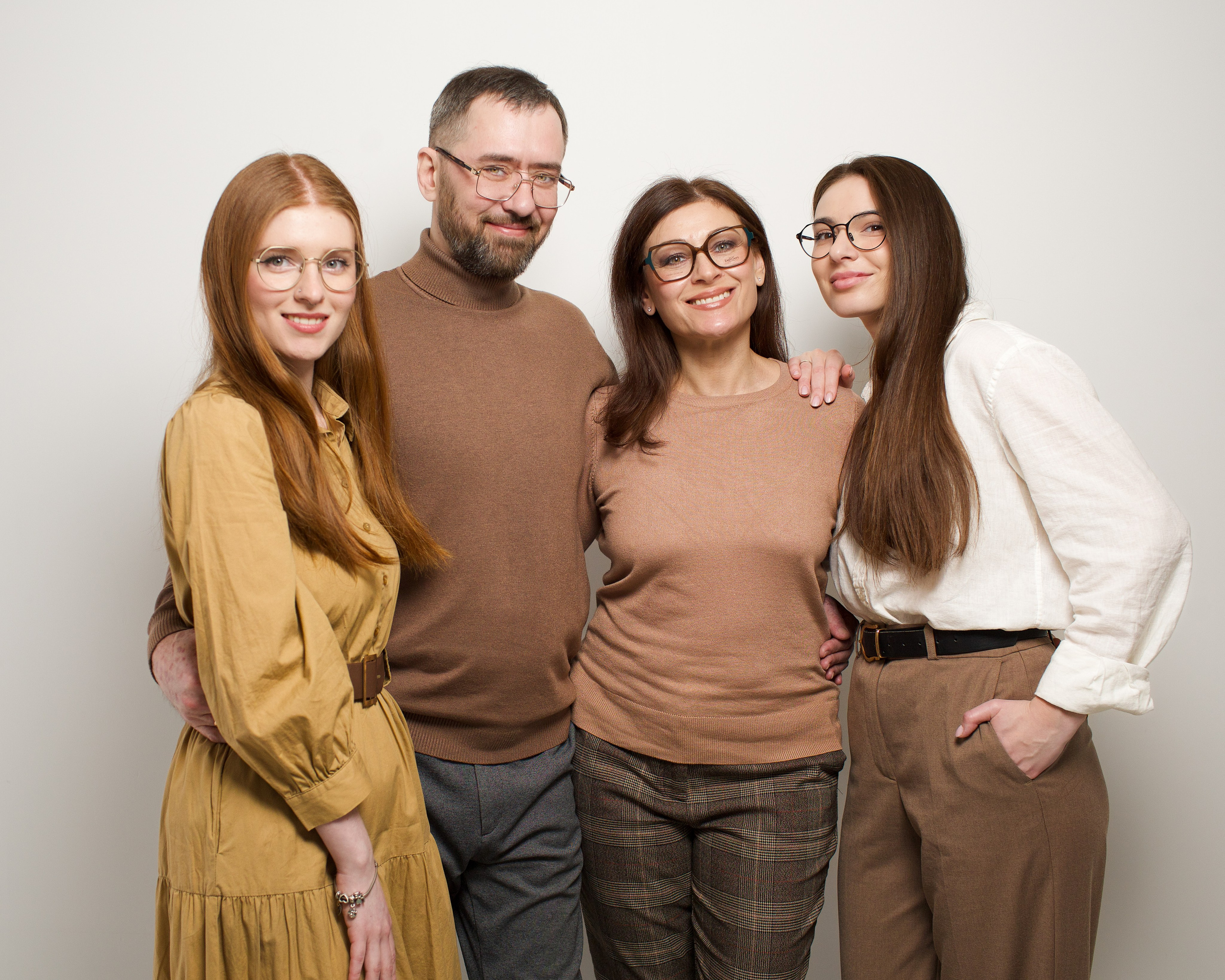 В студии. Главная