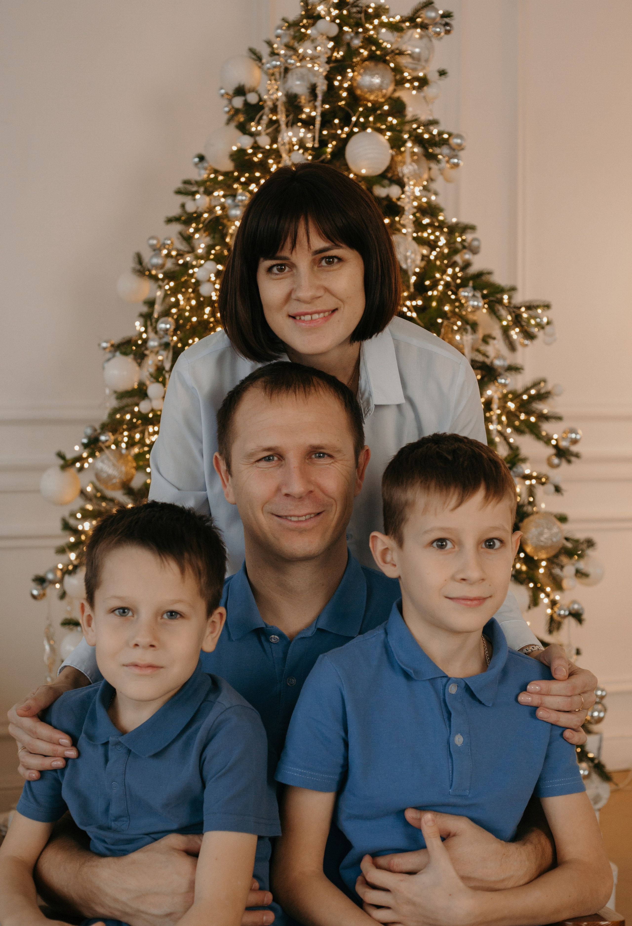 Студийные семейные съемки. Семейный фотограф в Новосибирске Юрк Виктория