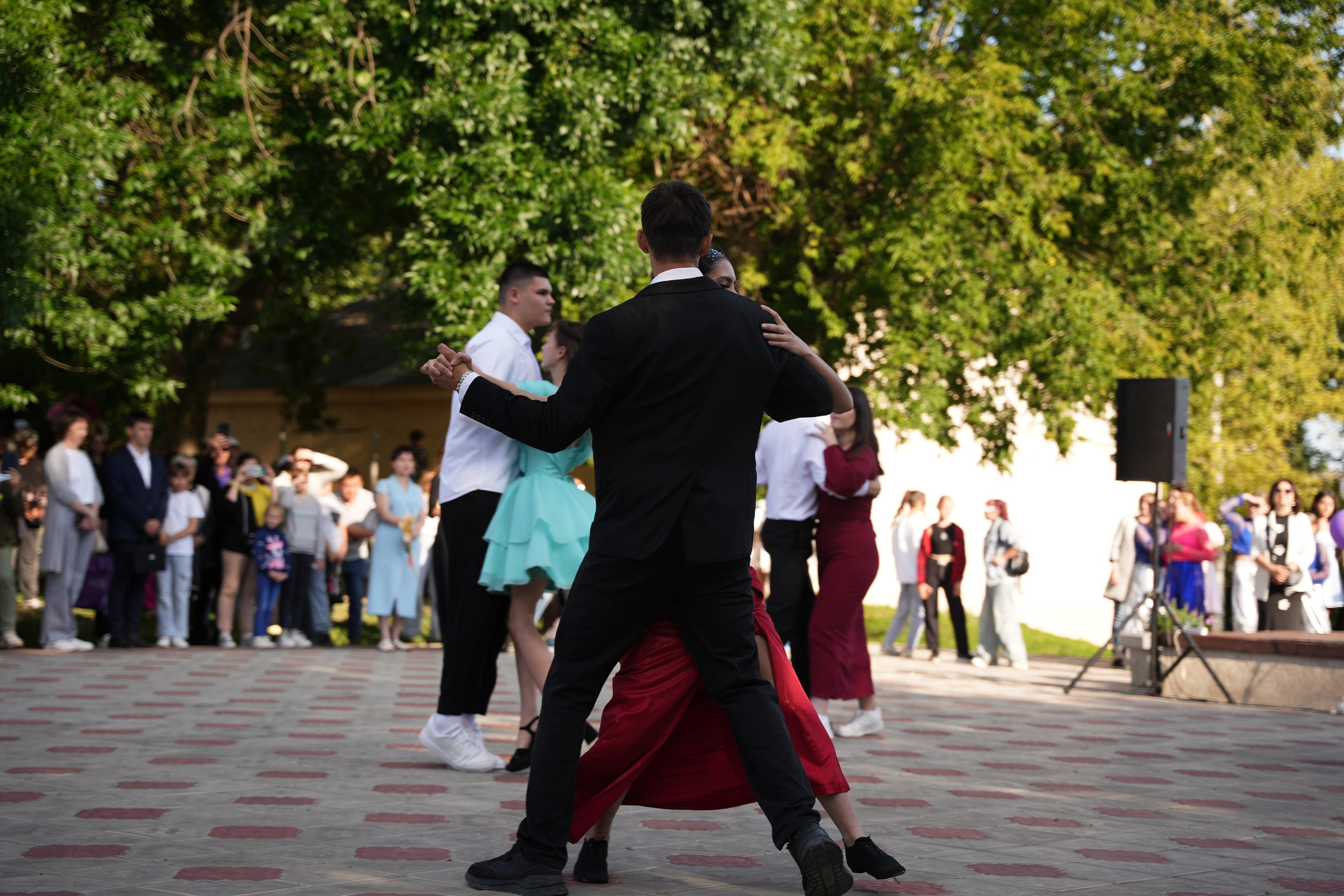 Выпускной в парке. Ольга Плаксина фотограф в Саратове