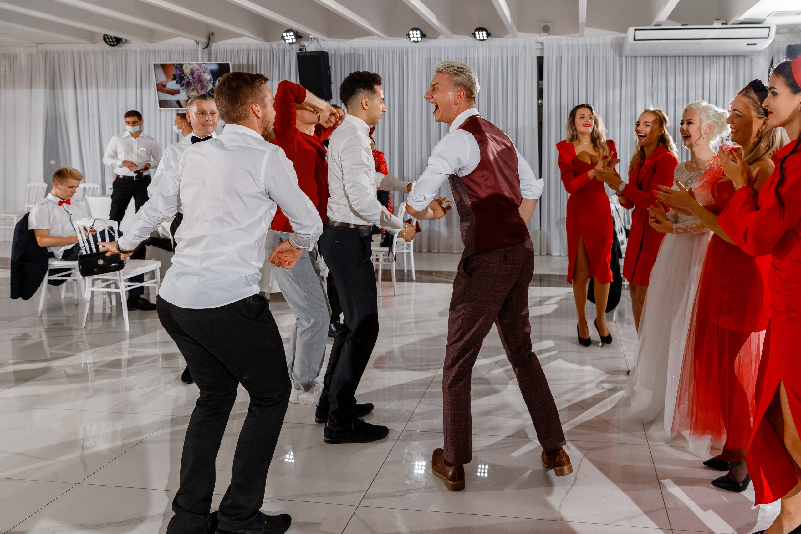 Анонс свадьбы Сергея и Елены. Свадебный фотограф в Крыму и Севастополе Ольга Баскакова