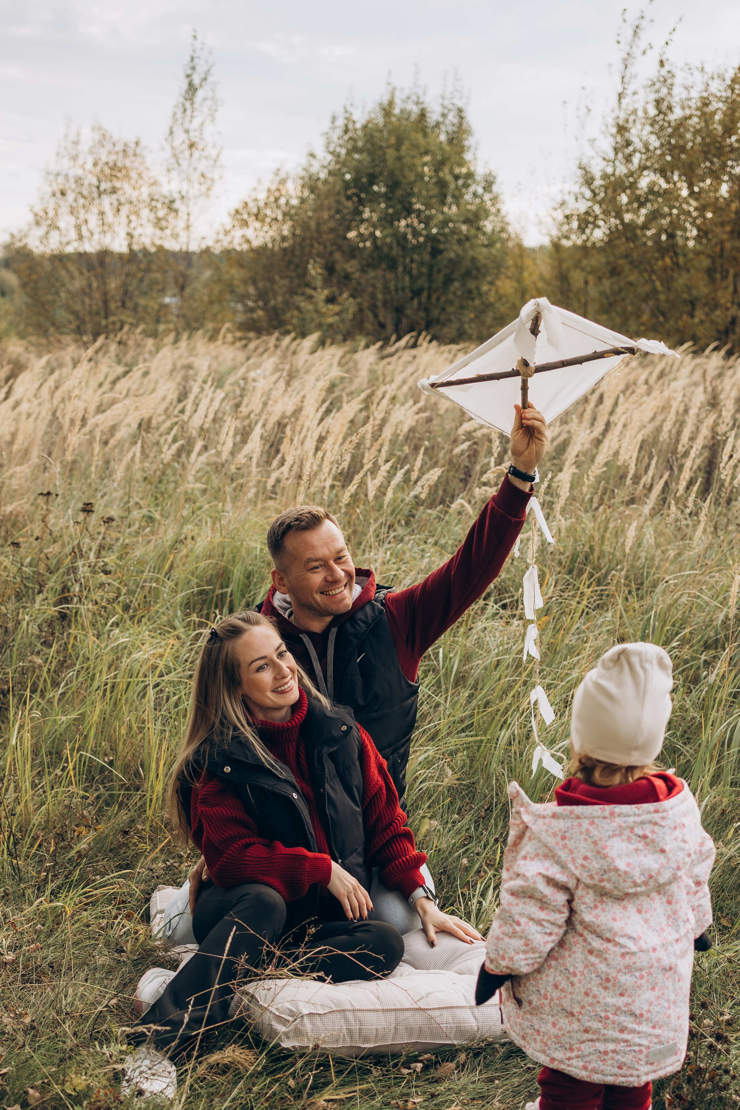 Летучий змей-семейная (4.10.2025 г.) г. Жуков (Калужская обл.). Надежда Стар семейный и церковный фотограф в Жукове и Калужской области