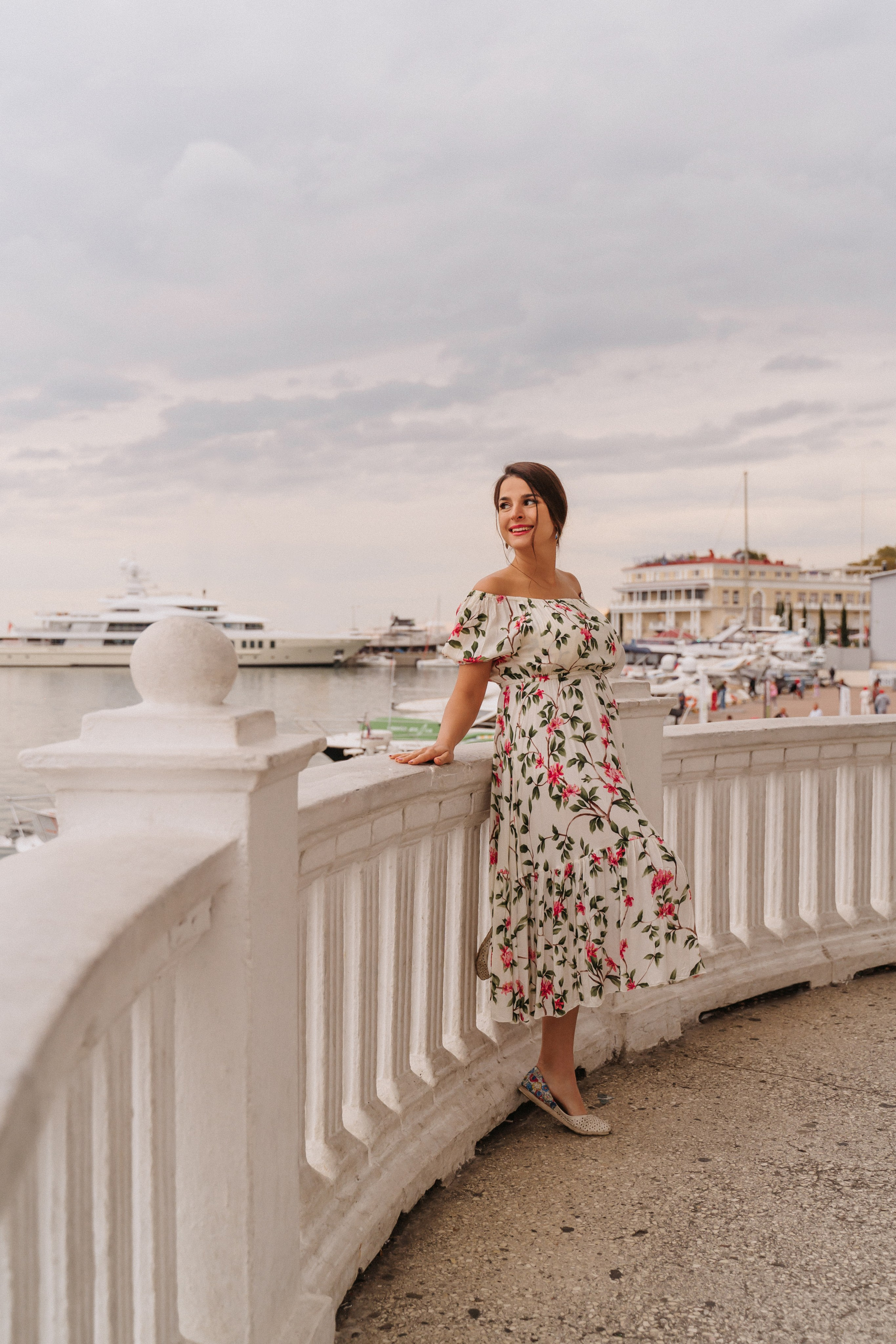 Место для фотосессии в Сочи, Адлере. Красивые свадебные фотосессии. Алина Бернд — свадебный и индивидуальный фотограф в Сочи и Адлере