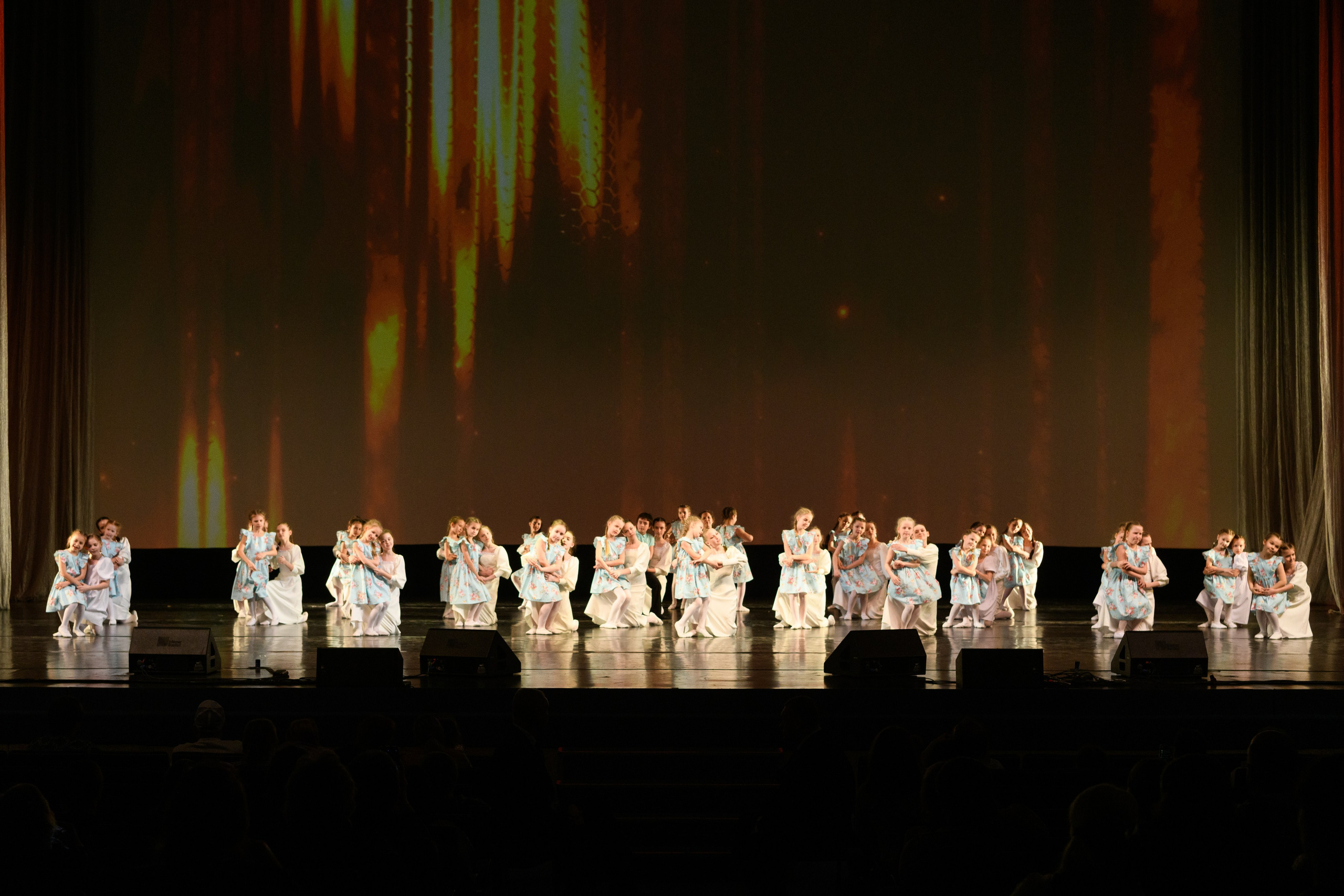 23 апреля, часть 2, БКЗ Октябрьский, г. Санкт-Петербург. Золотое яблочко