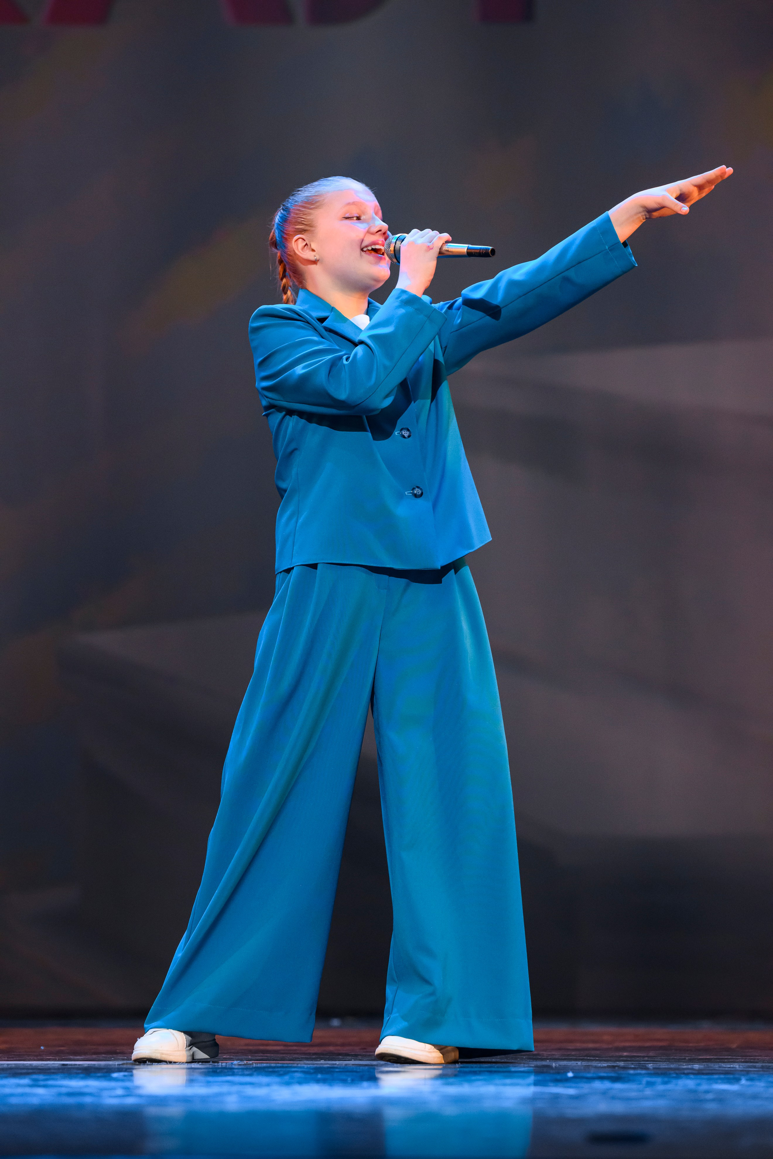 23 апреля, часть 1, БКЗ Октябрьский, г. Санкт-Петербург. Золотое яблочко