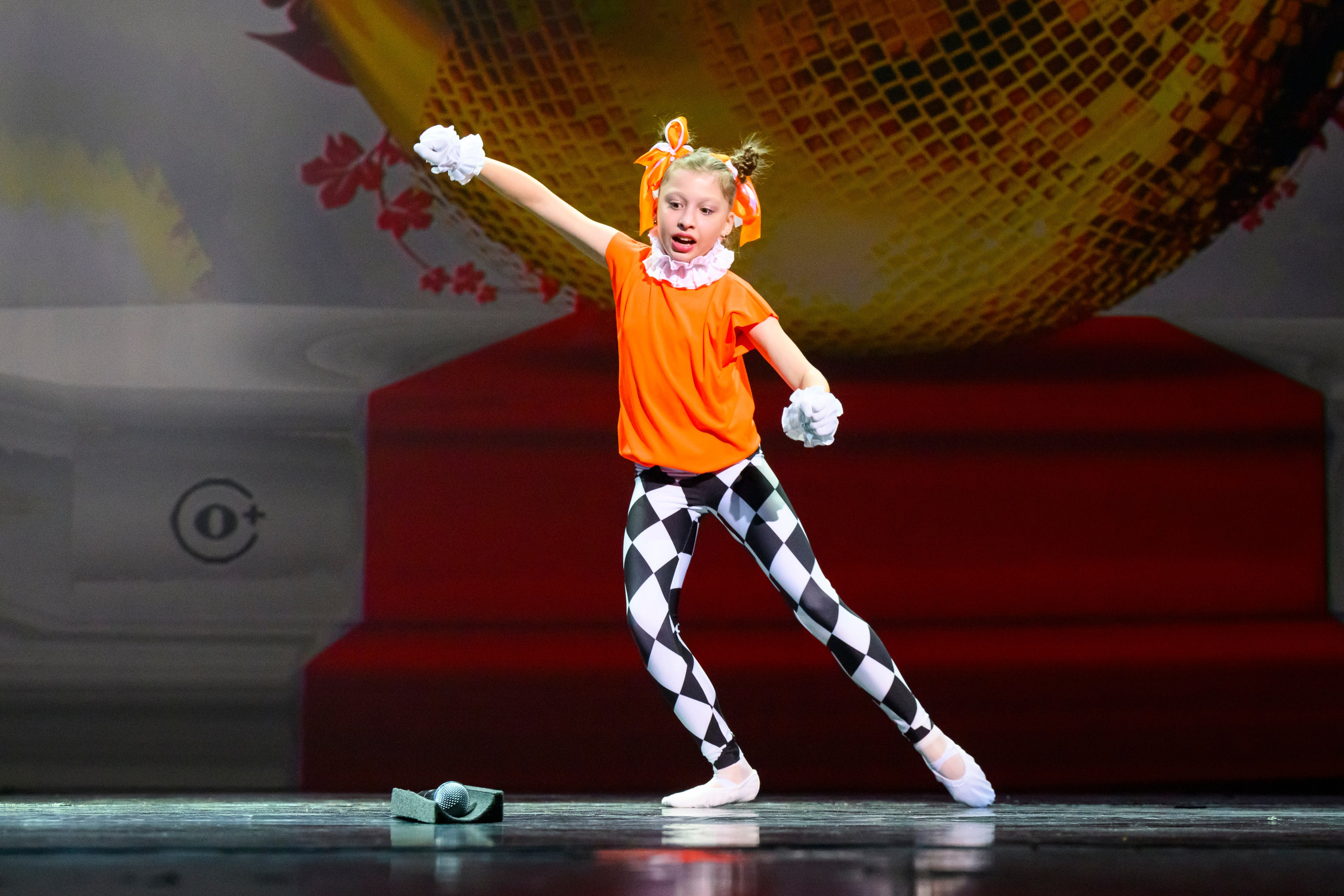 23 апреля, часть 1, БКЗ Октябрьский, г. Санкт-Петербург. Золотое яблочко