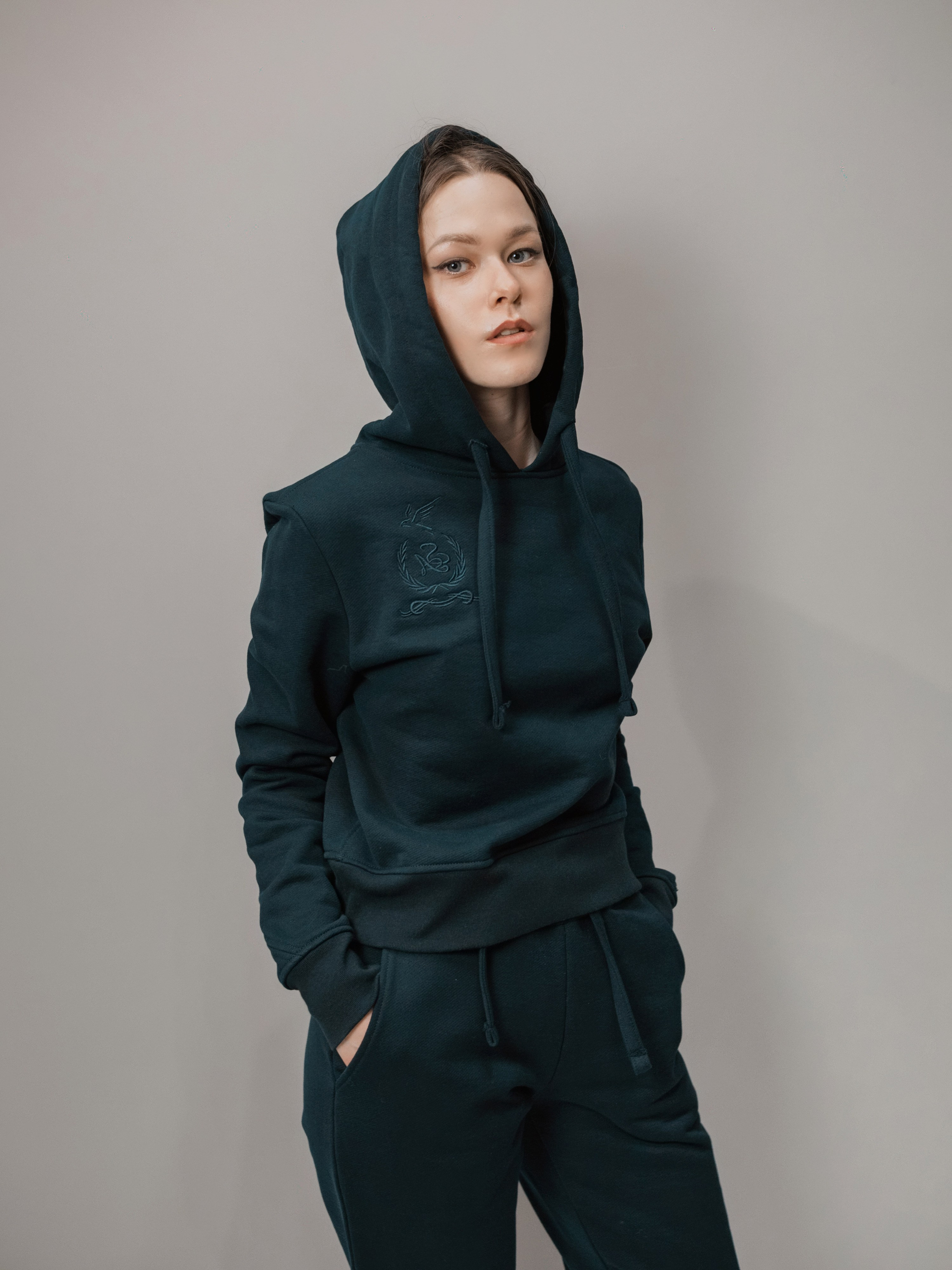 Мария, 40-42 р-р, 168. KED Production — продакшн из СПб. Создаём фото, видео и контент, который помогает брендам и селлерам продавать больше