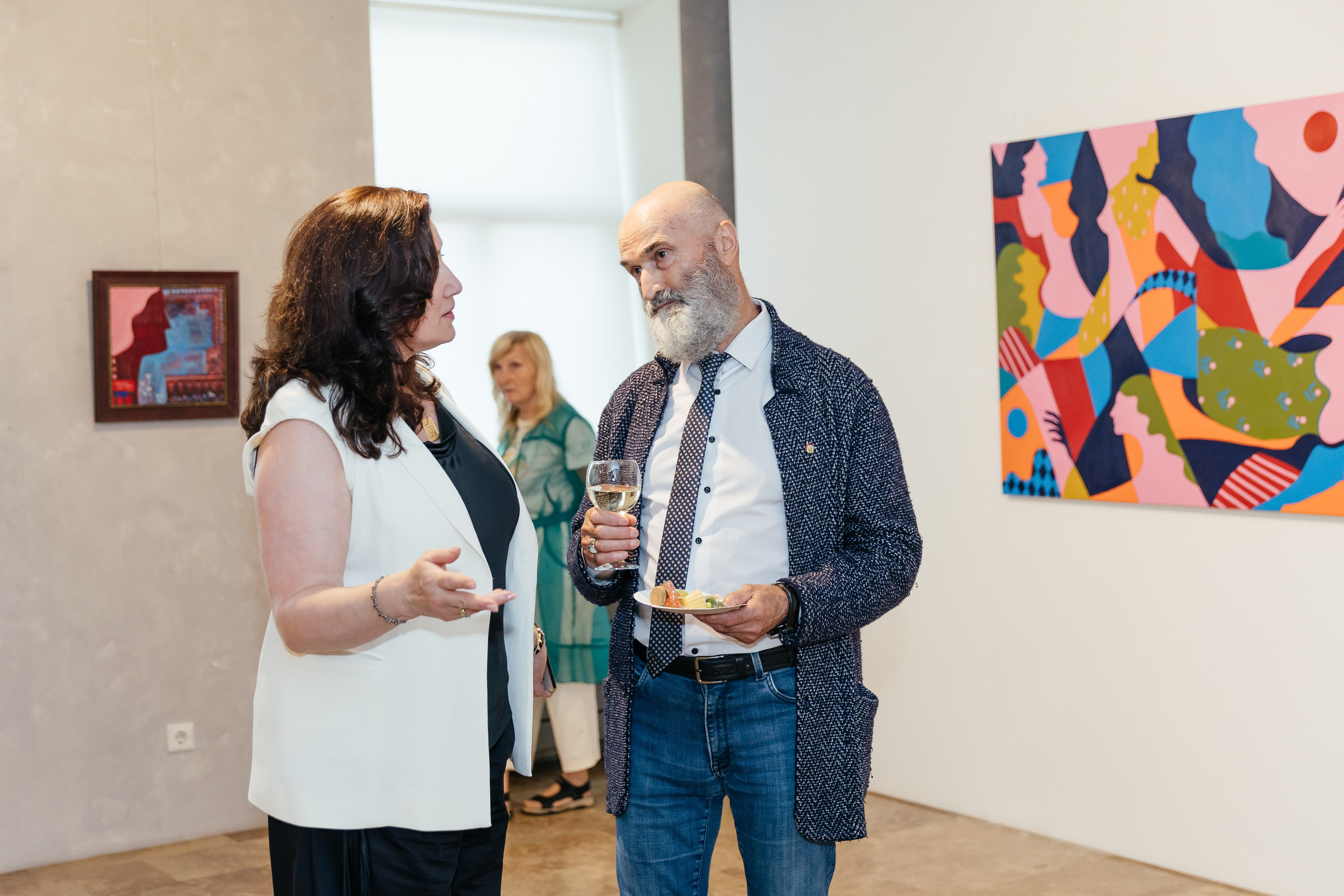 Выставка Лиры Алборовой «Цвет — это я». Свадебный и репортажный фотограф в Санкт-Петербурге Николай Голованов