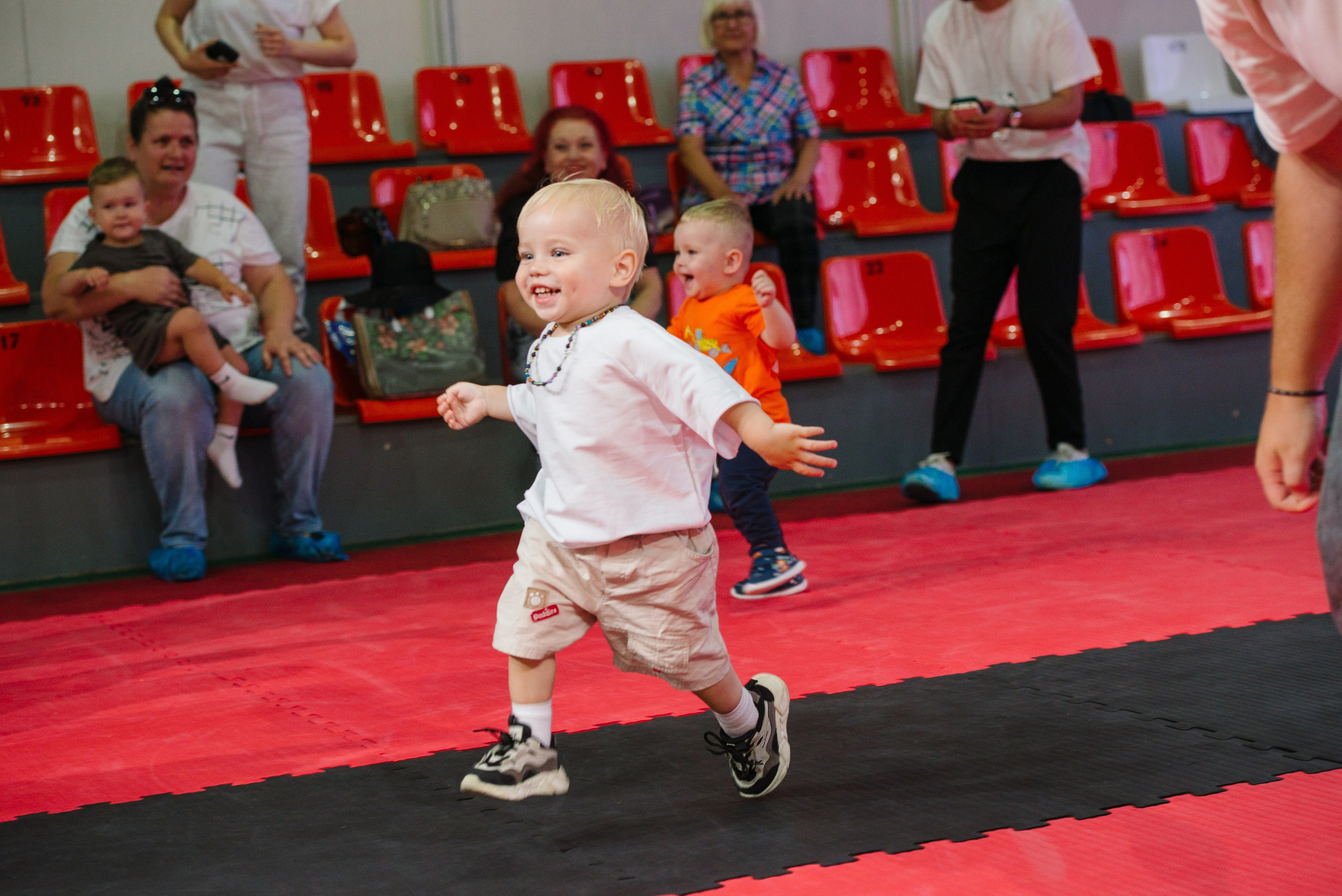 Бег в ползунках (Находка, Уссурийск). Фотограф Мария Каюрова