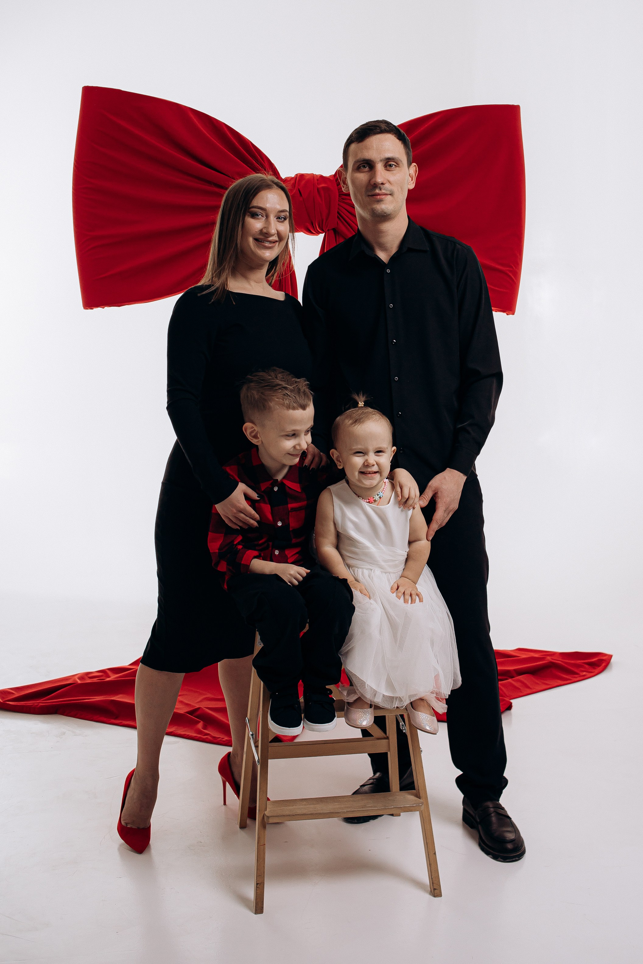 Леша Лена Захар и Саша. Семейный фотограф в Волгодонске Краченцева Анна